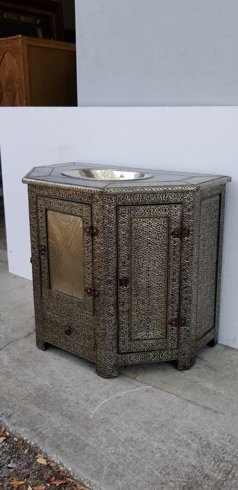 20th Century Beautiful Moroccan Silver Vanity Sink