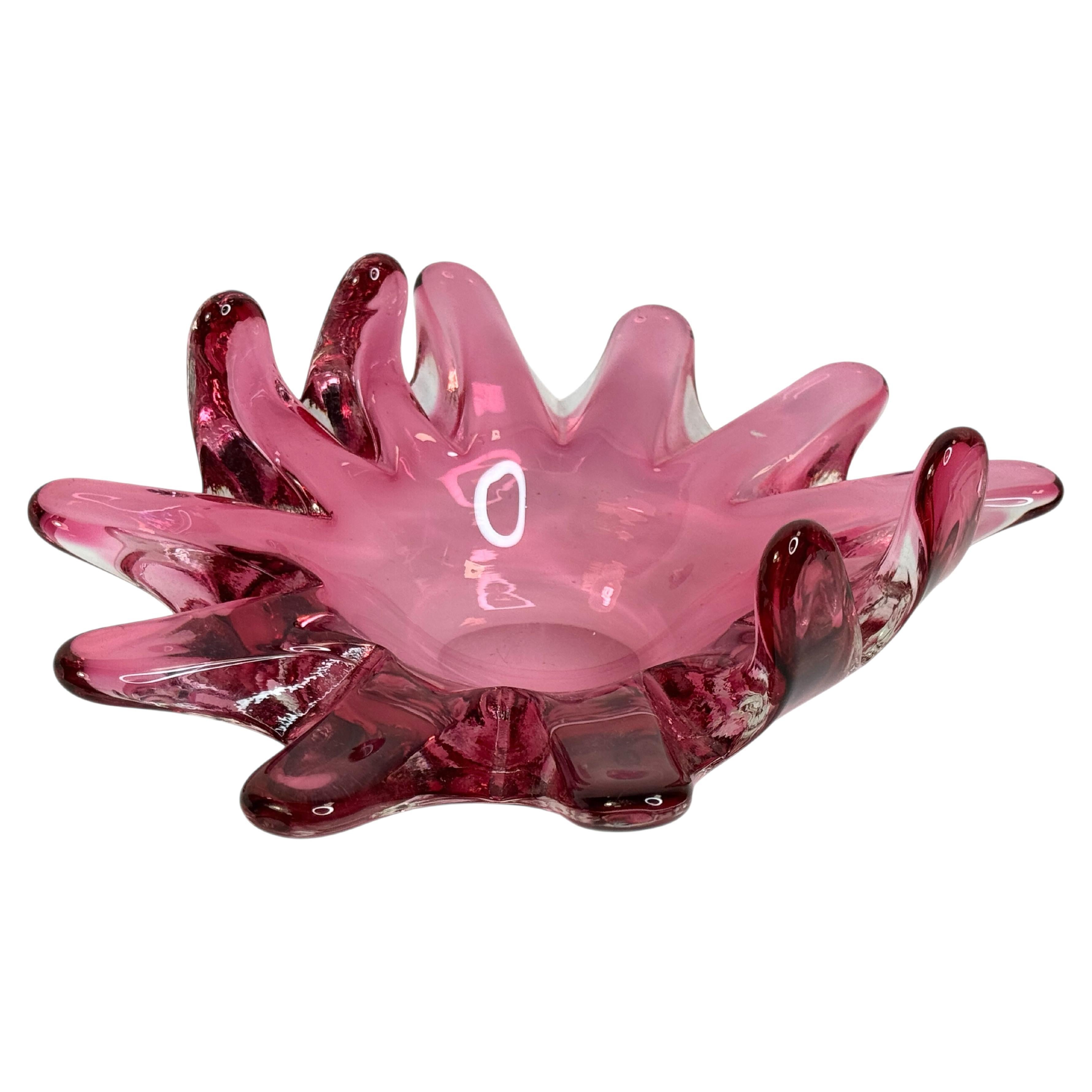 Beautiful Murano Art Glass Sommerso Fruit Bowl Pink and Clear Vintage, Italy