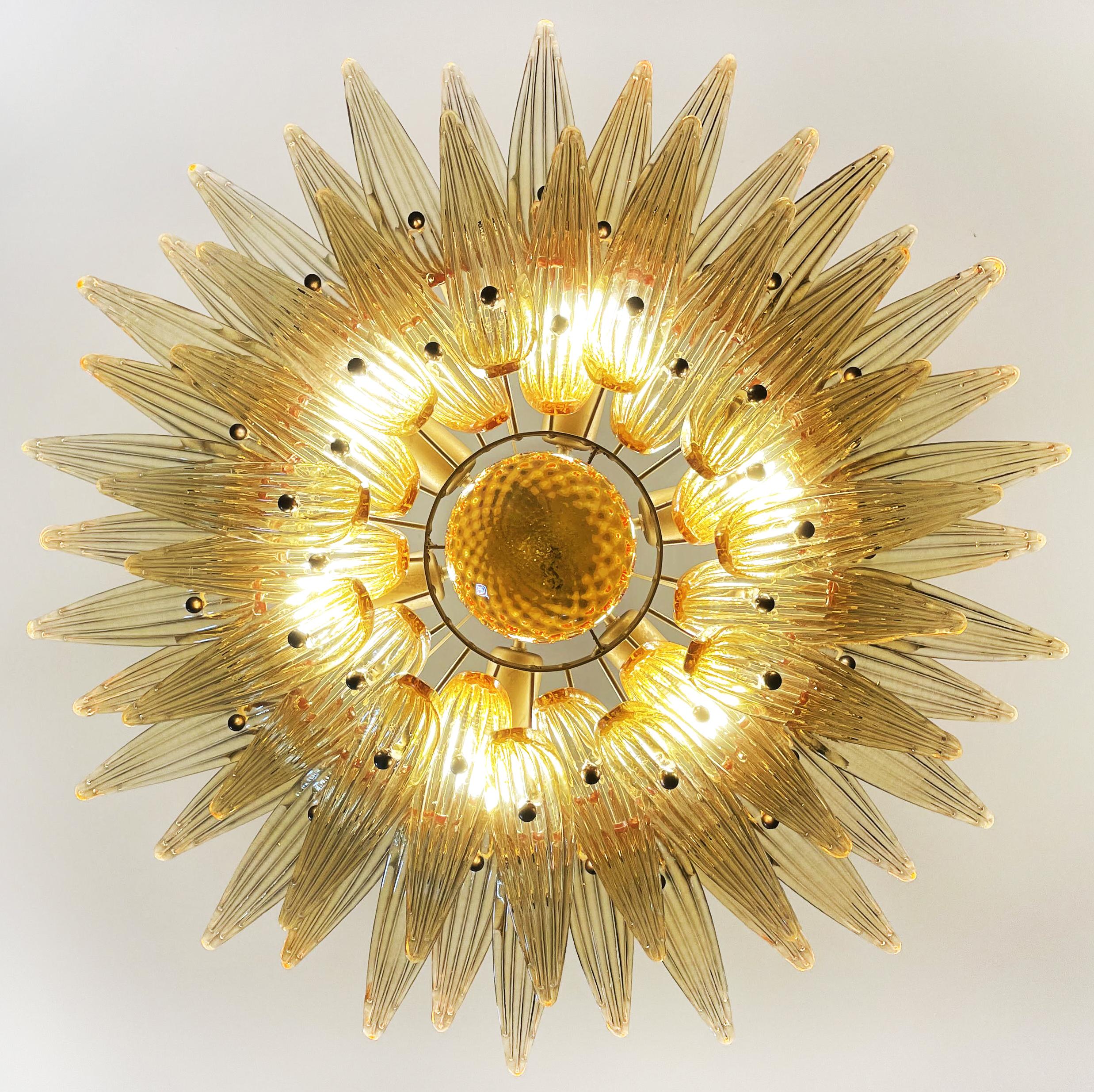 Beautiful Murano Chandelier Original Palmette, amber glasses For Sale 3