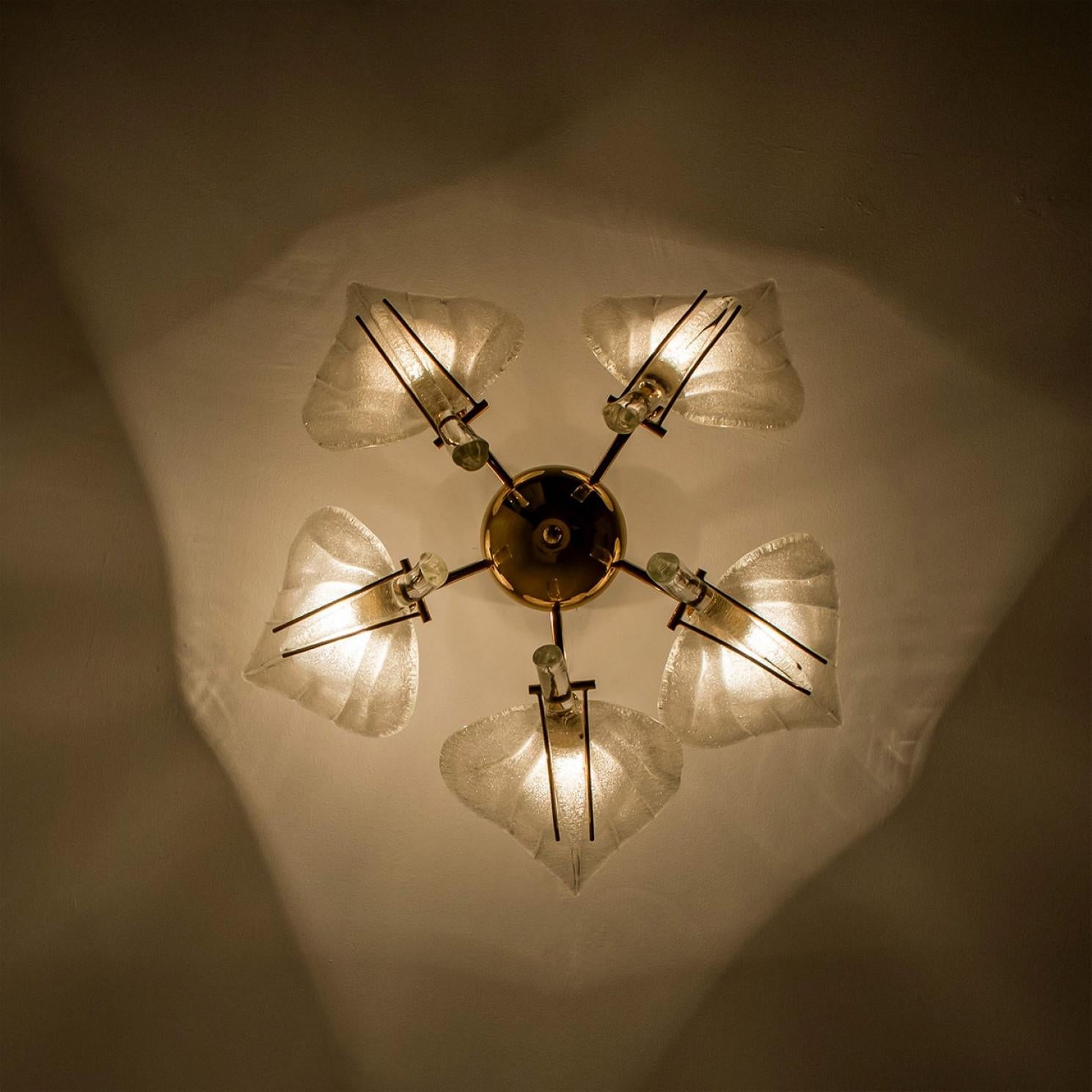 Beautiful Murano Glass and Brass Leaves Chandelier, 1960s in vendita 7