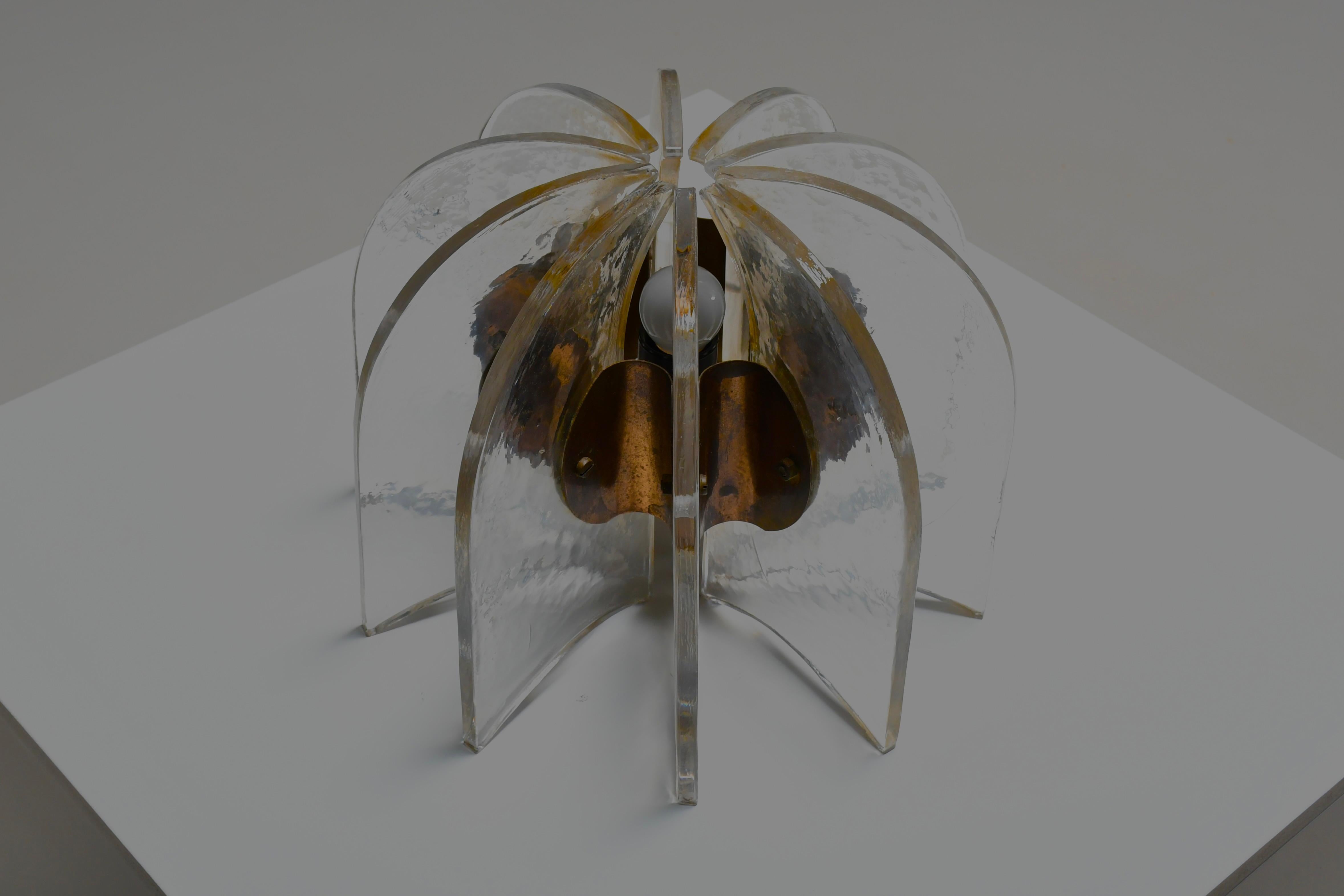 Italian Beautiful Murano Glass and Brass Table Lamp, Italy, 1950s For Sale