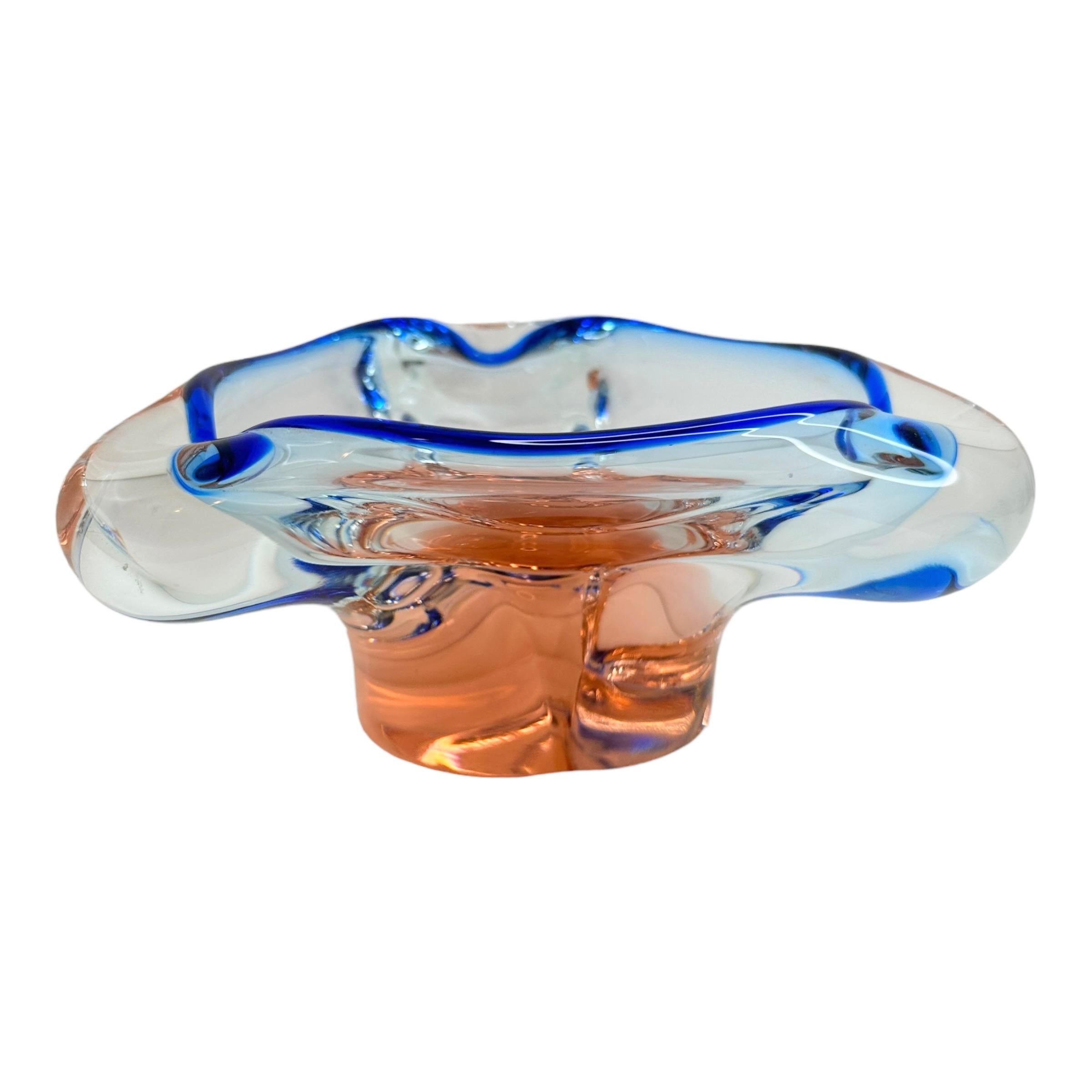 Mid-Century Modern Beautiful Murano Glass Bowl Catchall or Cigar Ashtray Vintage, Italy, 1980s For Sale