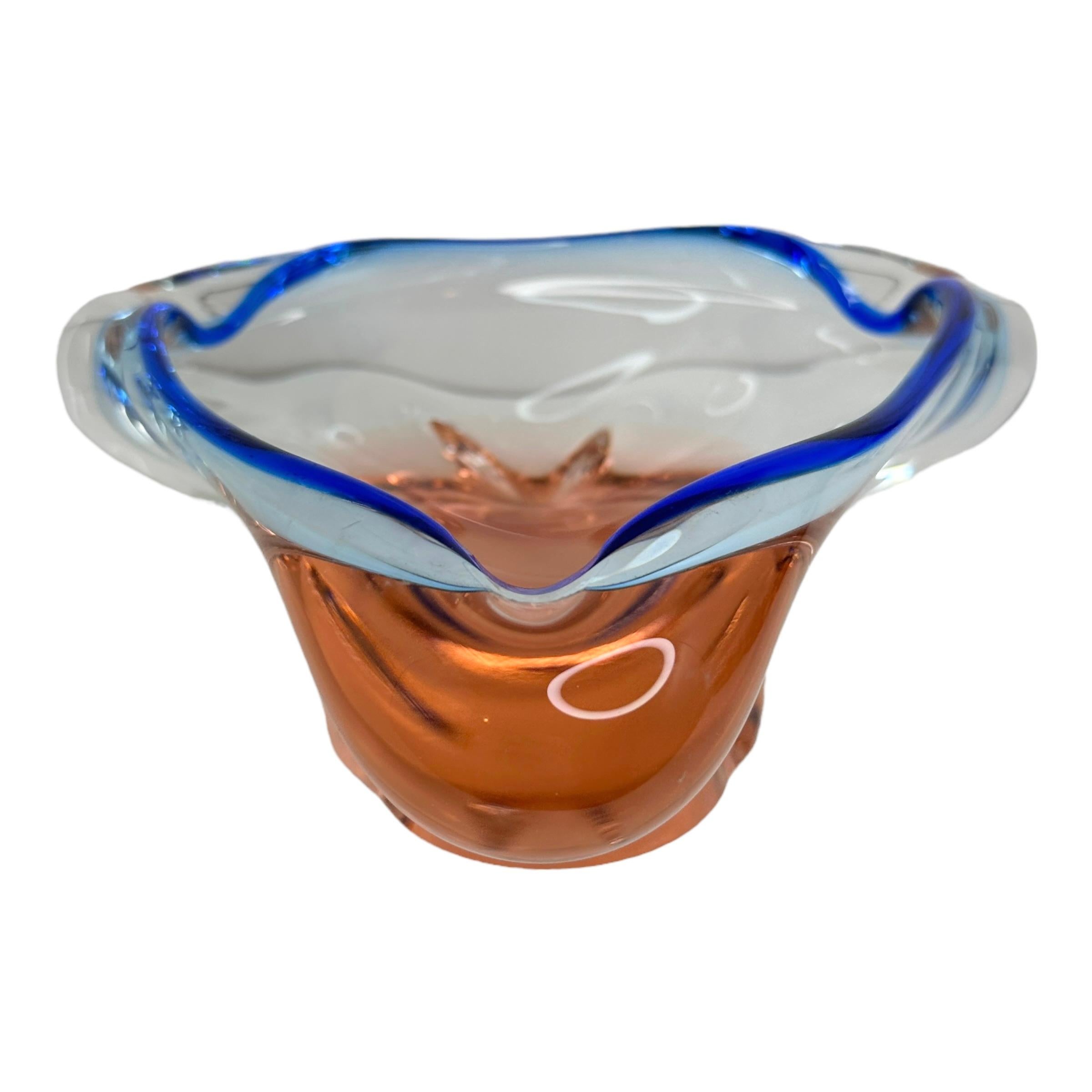 Italian Beautiful Murano Glass Bowl Catchall or Cigar Ashtray Vintage, Italy, 1980s For Sale