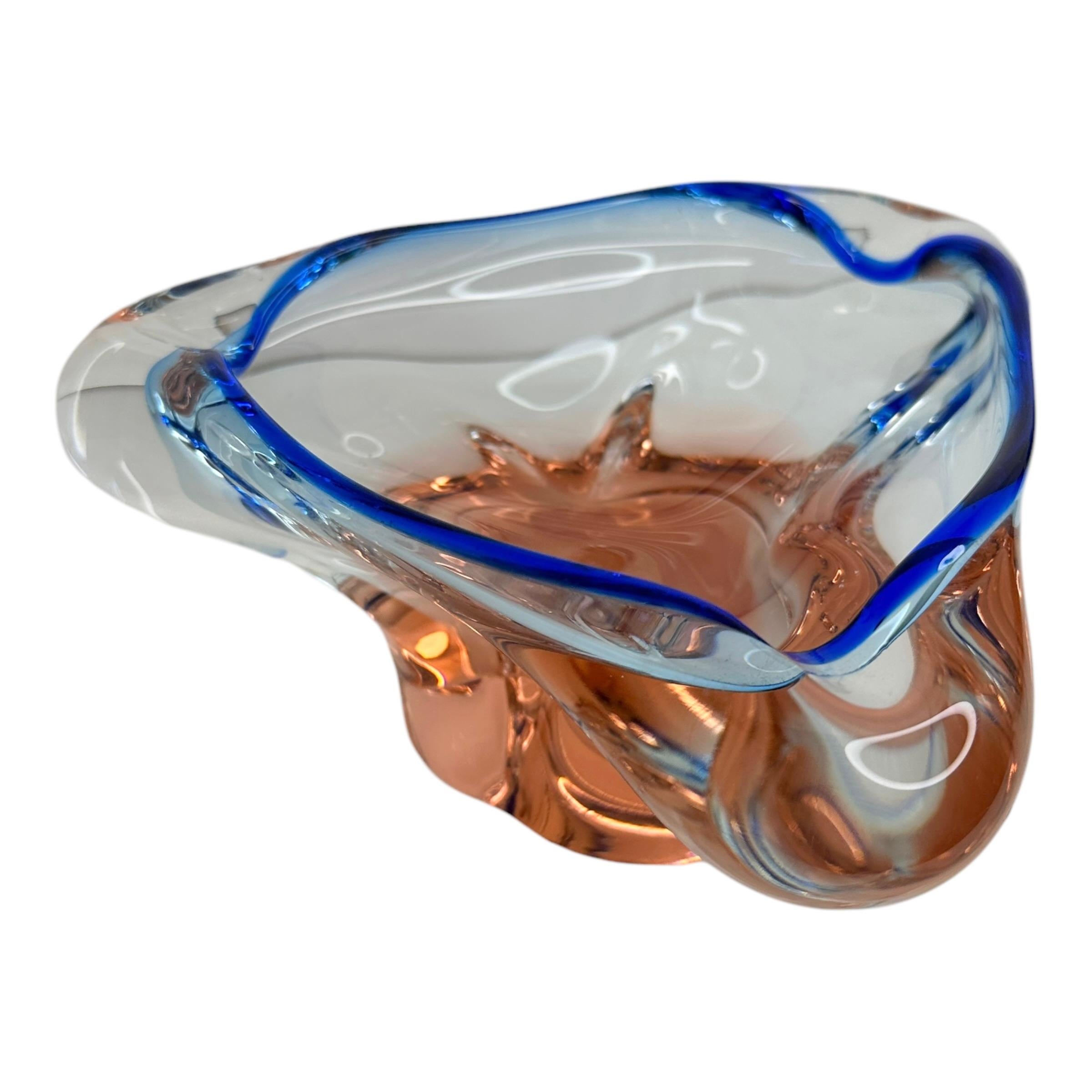 Hand-Crafted Beautiful Murano Glass Bowl Catchall or Cigar Ashtray Vintage, Italy, 1980s For Sale