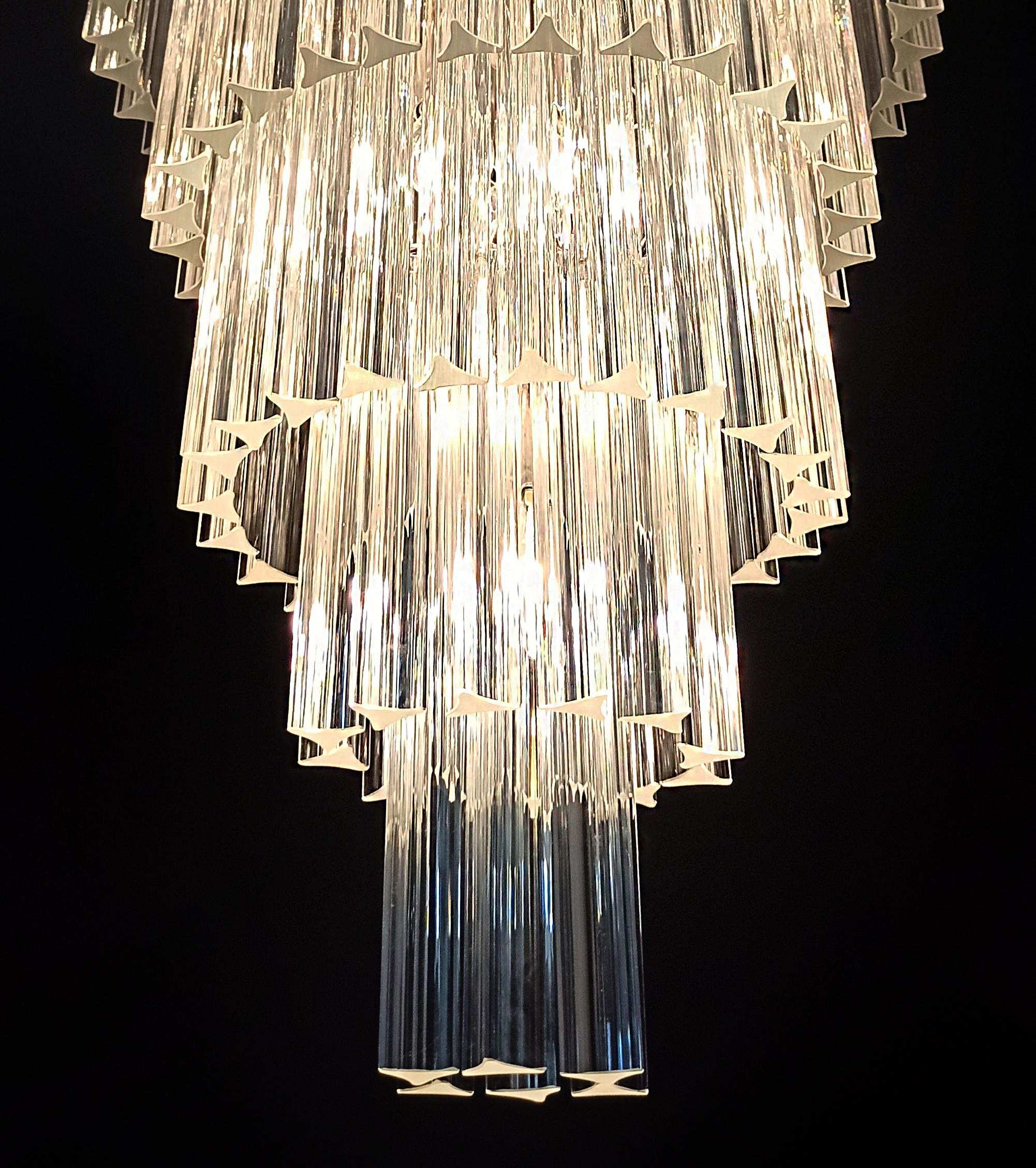 Beautiful Murano glass chandelier - 111 transparent triedri For Sale 7