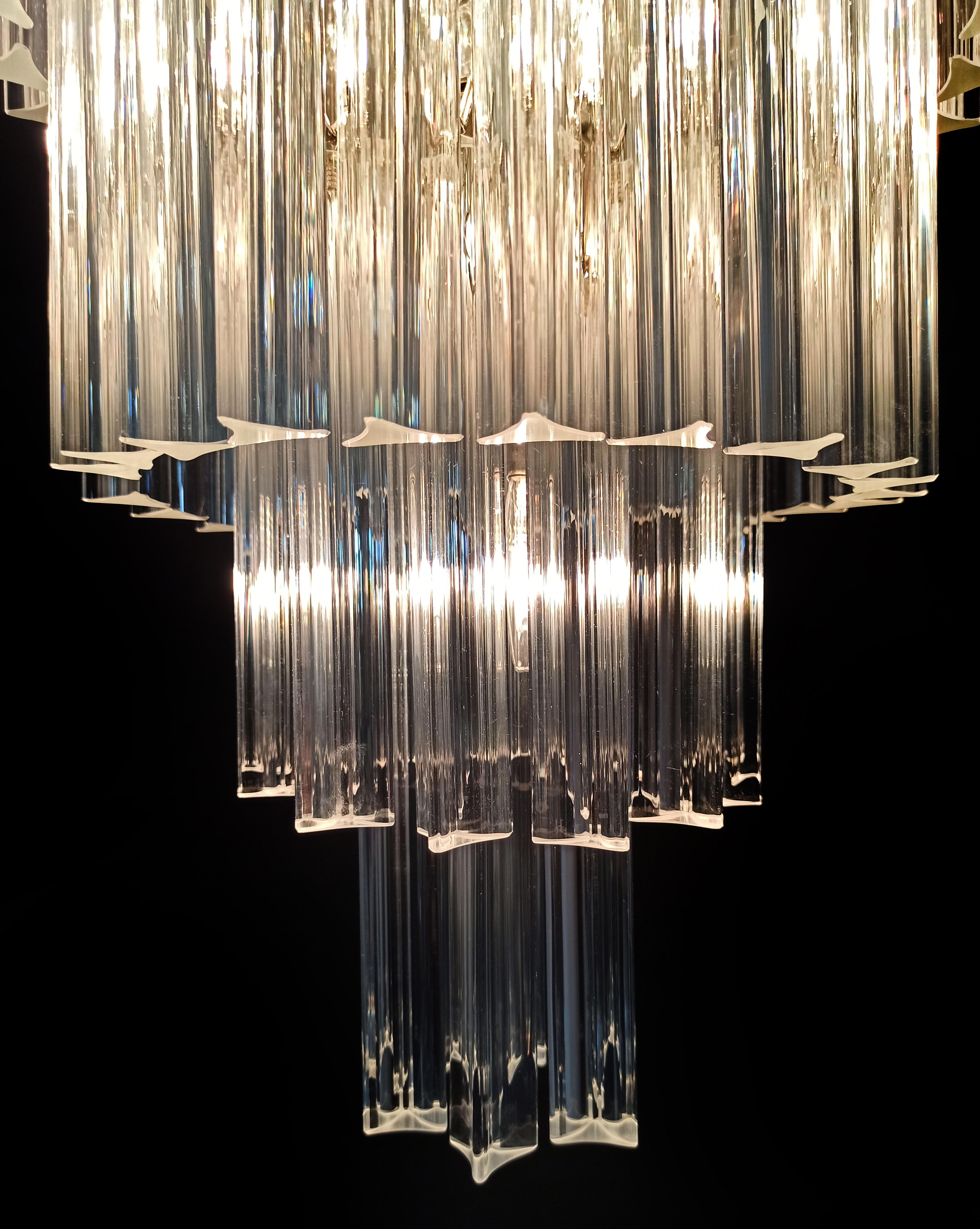Beautiful Murano glass chandeliers - 111 transparent triedri For Sale 3