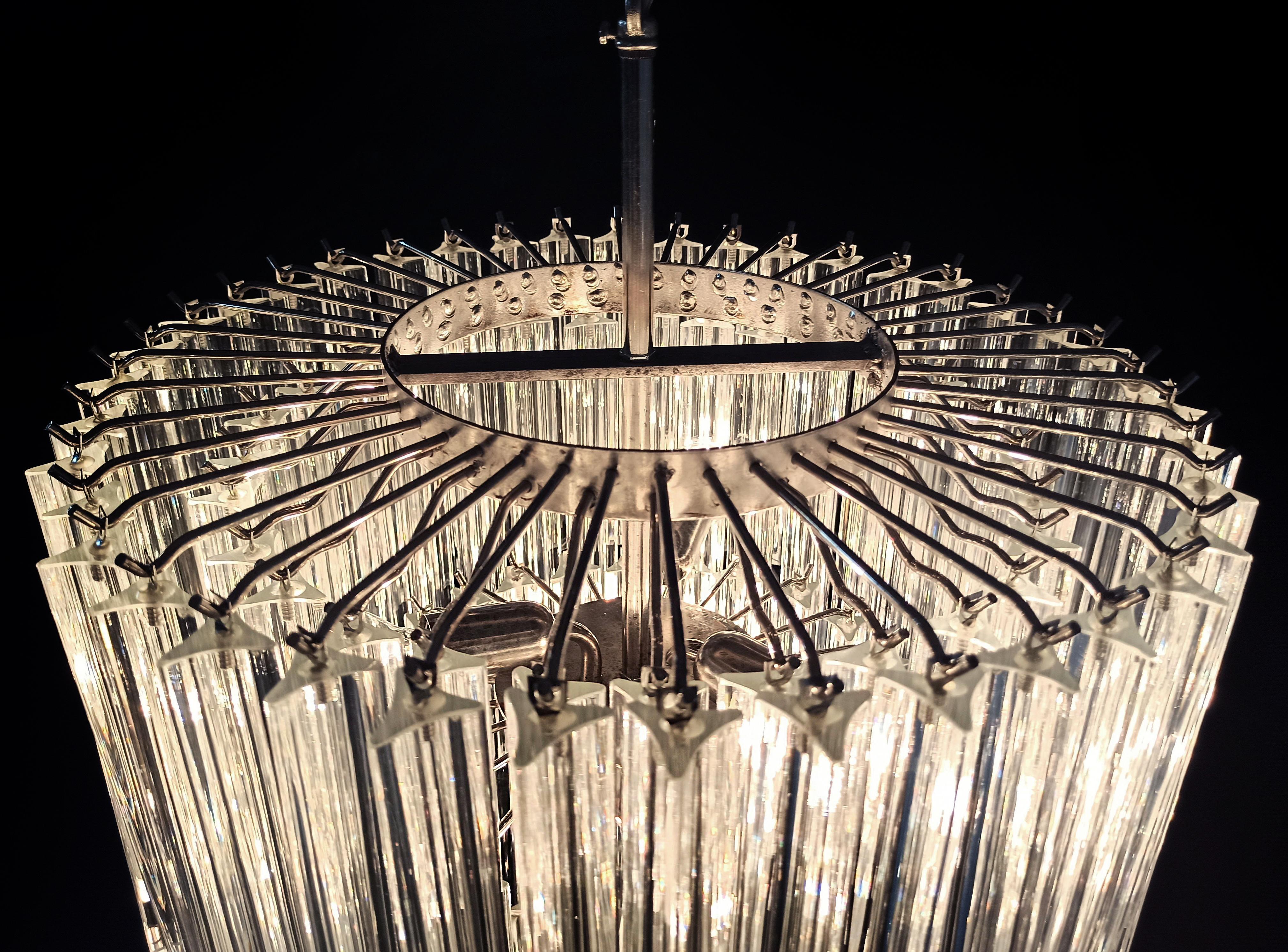 Beautiful Murano glass chandeliers - 111 transparent triedri For Sale 6
