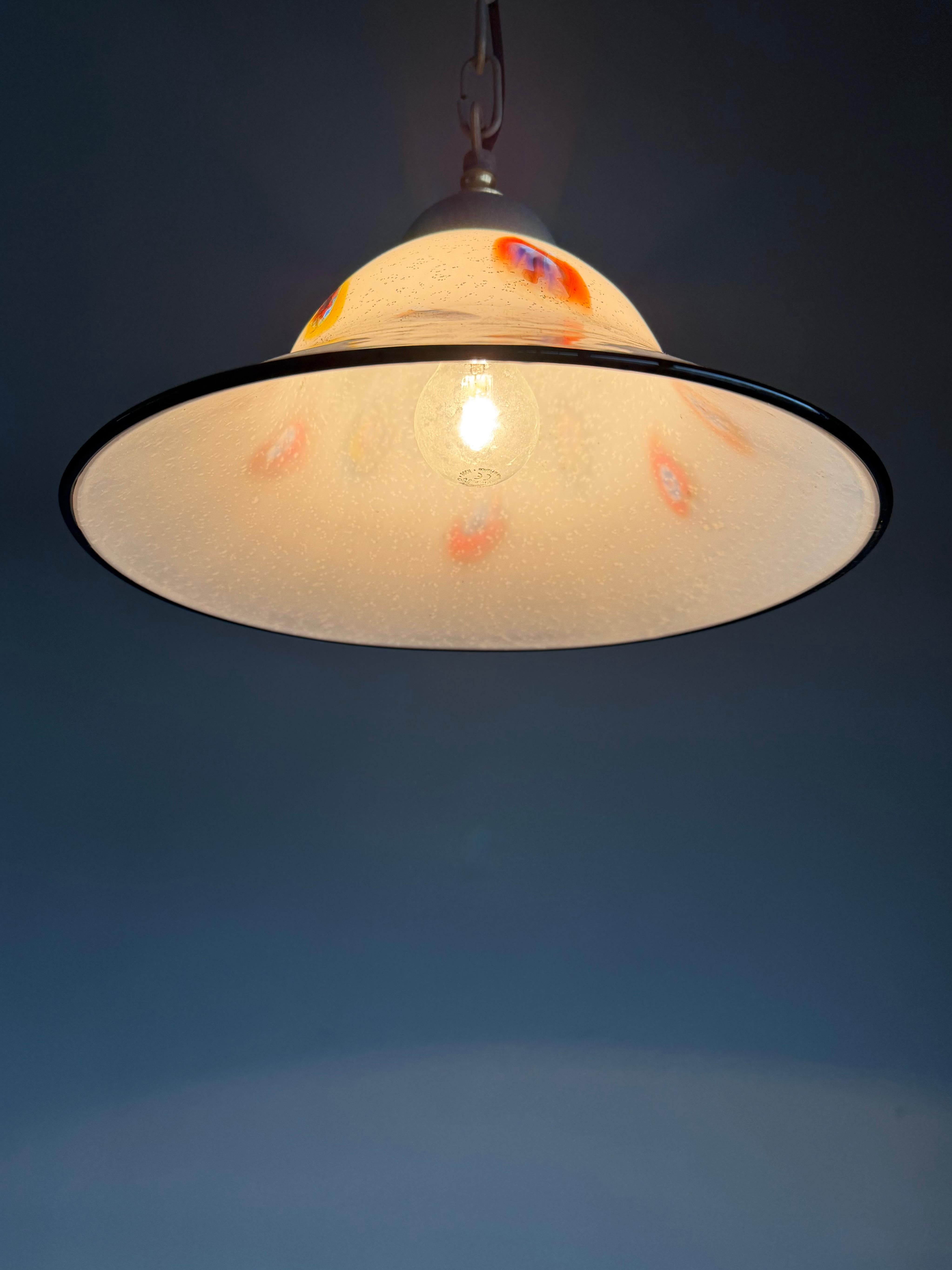 Schöne Murano-Glas-Anhänger mit bunten Murrine, Vintage Italian Lighting im Angebot 7