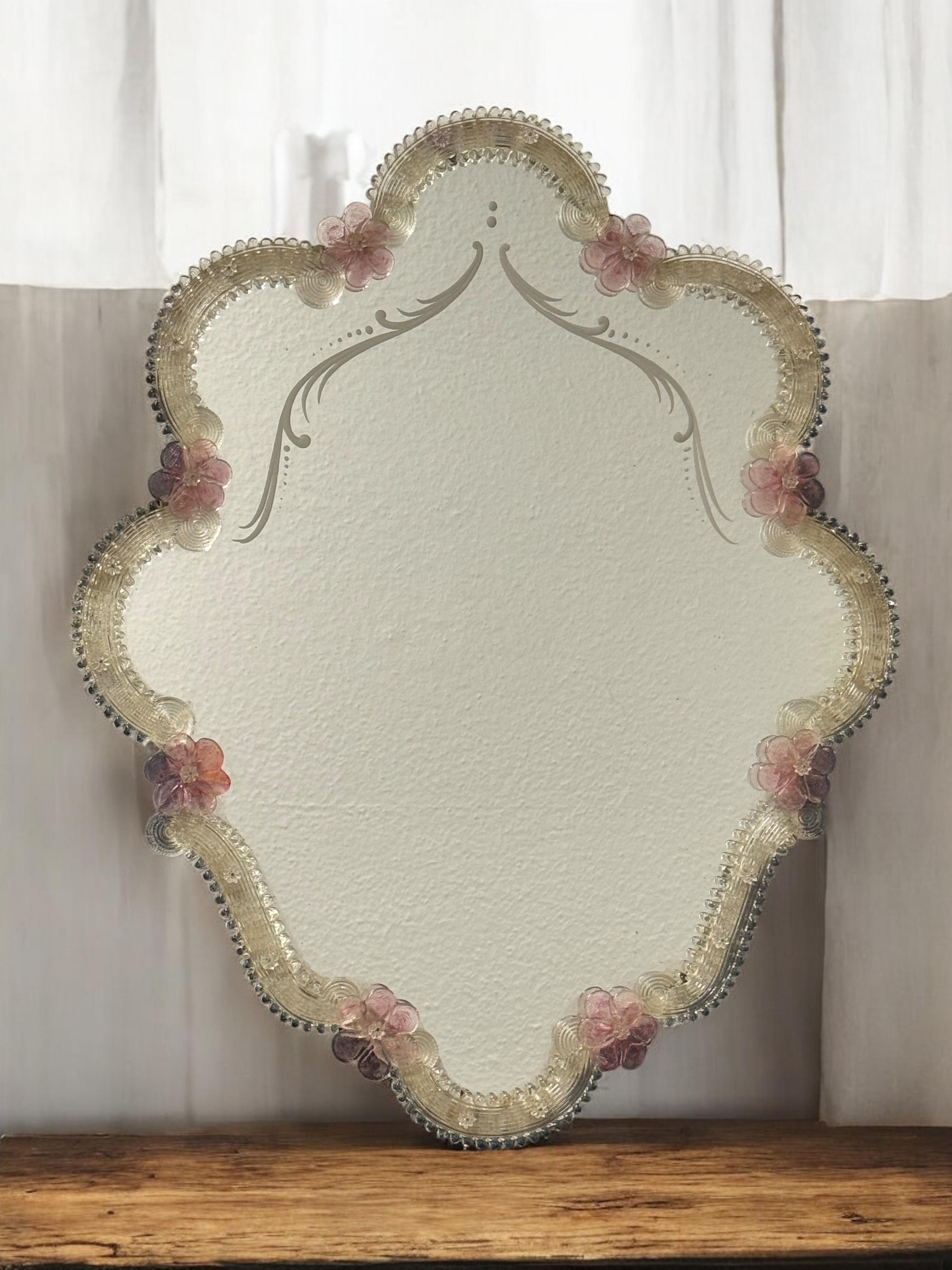 Beautiful Murano Glass Wall Mirror Pink Flowers and Clear Glass, Italy 1960s en vente 6