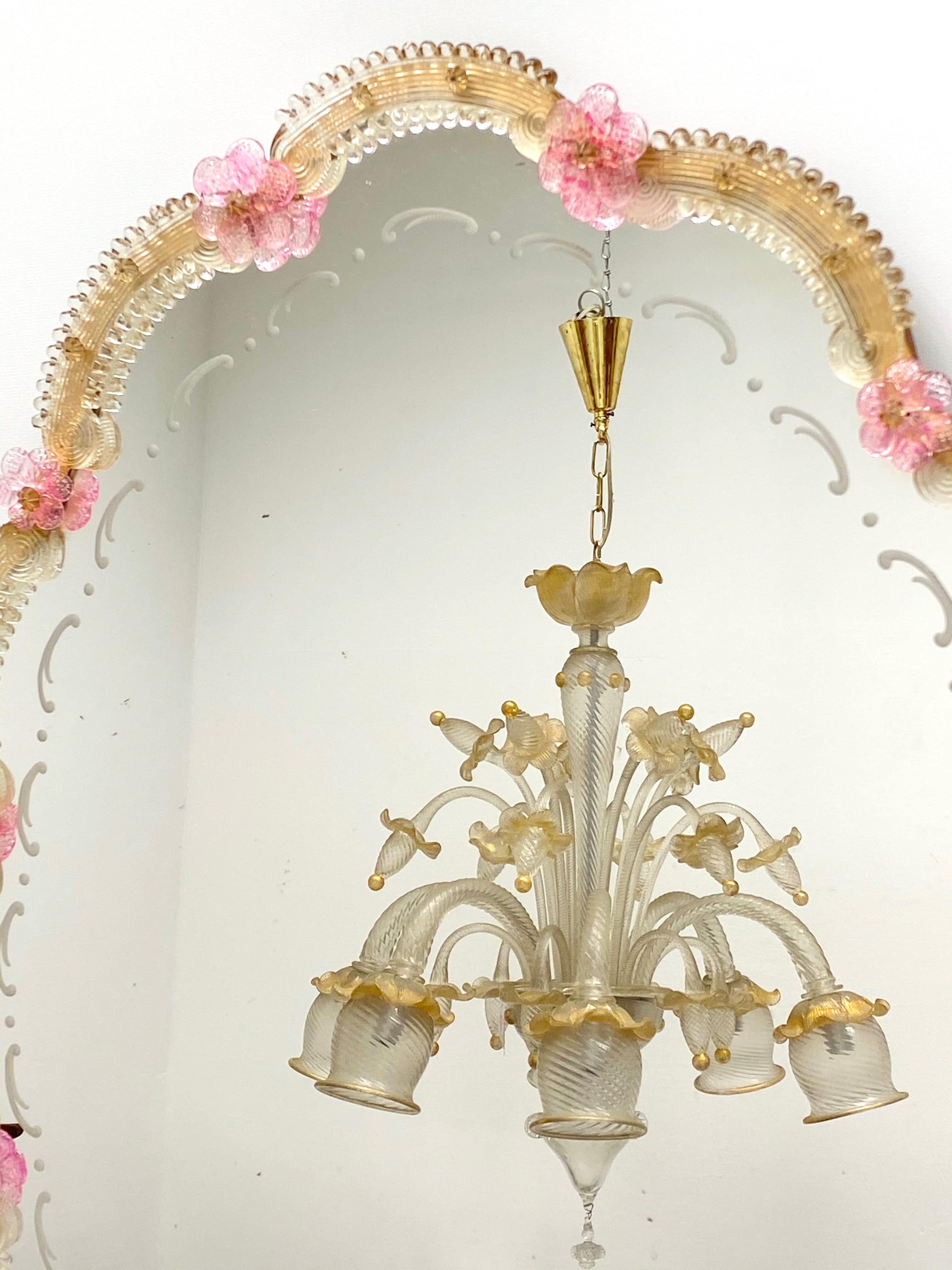 Mid-20th Century Beautiful Murano Glass Wall Mirror Pink Flowers and Gold Flakes Glass, Italy