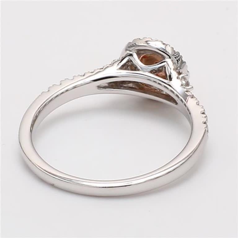Natürlicher rosa runder und weißer Diamant .36 Karat TW Roségold Cluster-Ring im Zustand „Neu“ in New York, NY