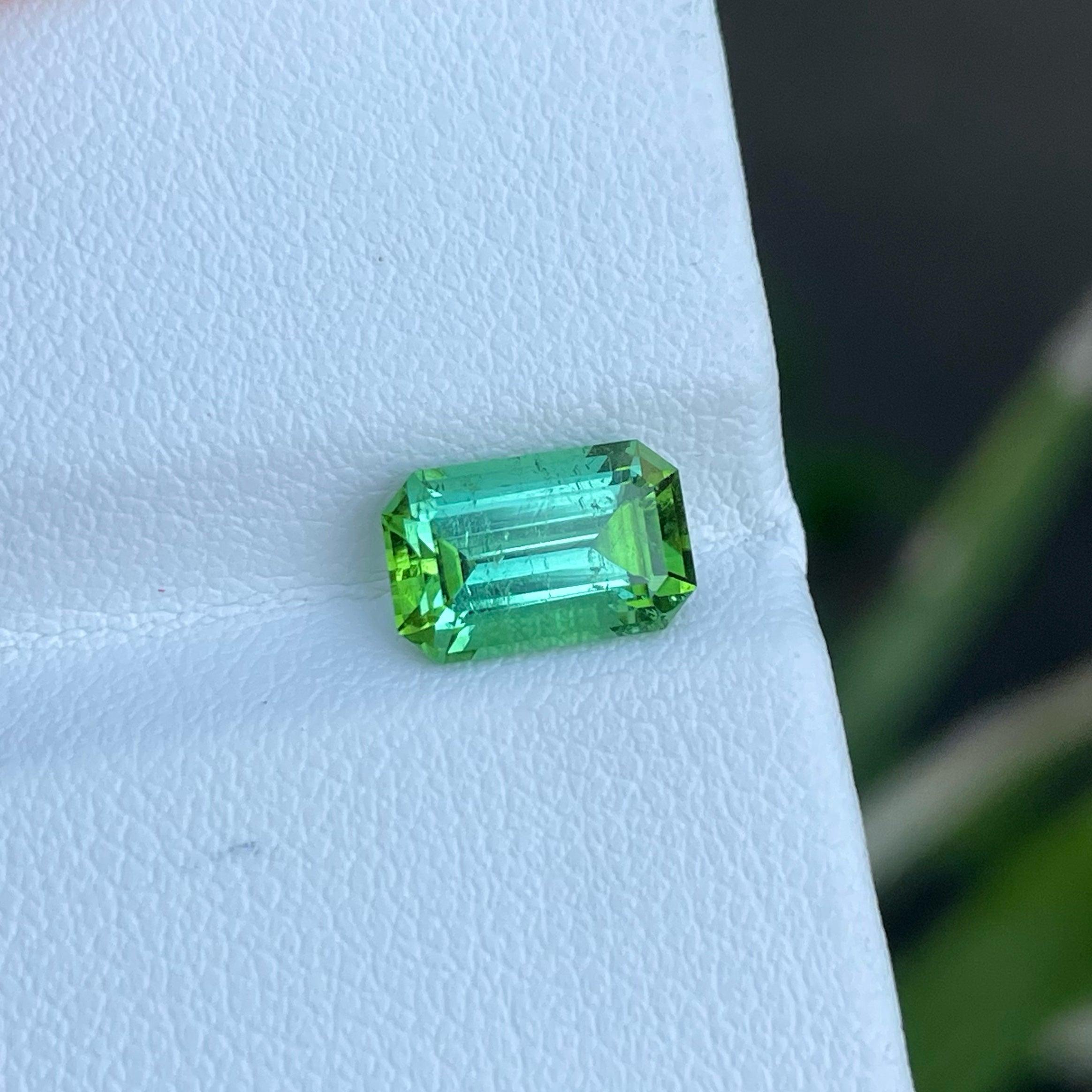 Beautiful Natural Mint Green Tourmaline, Available For Sale At Wholesale Price Natural High Quality 2.45 Carats SI Clarity Untreated Tourmaline From Afghanistan.

Product Information:
GEMSTONE TYPE:	Beautiful Natural Mint Green