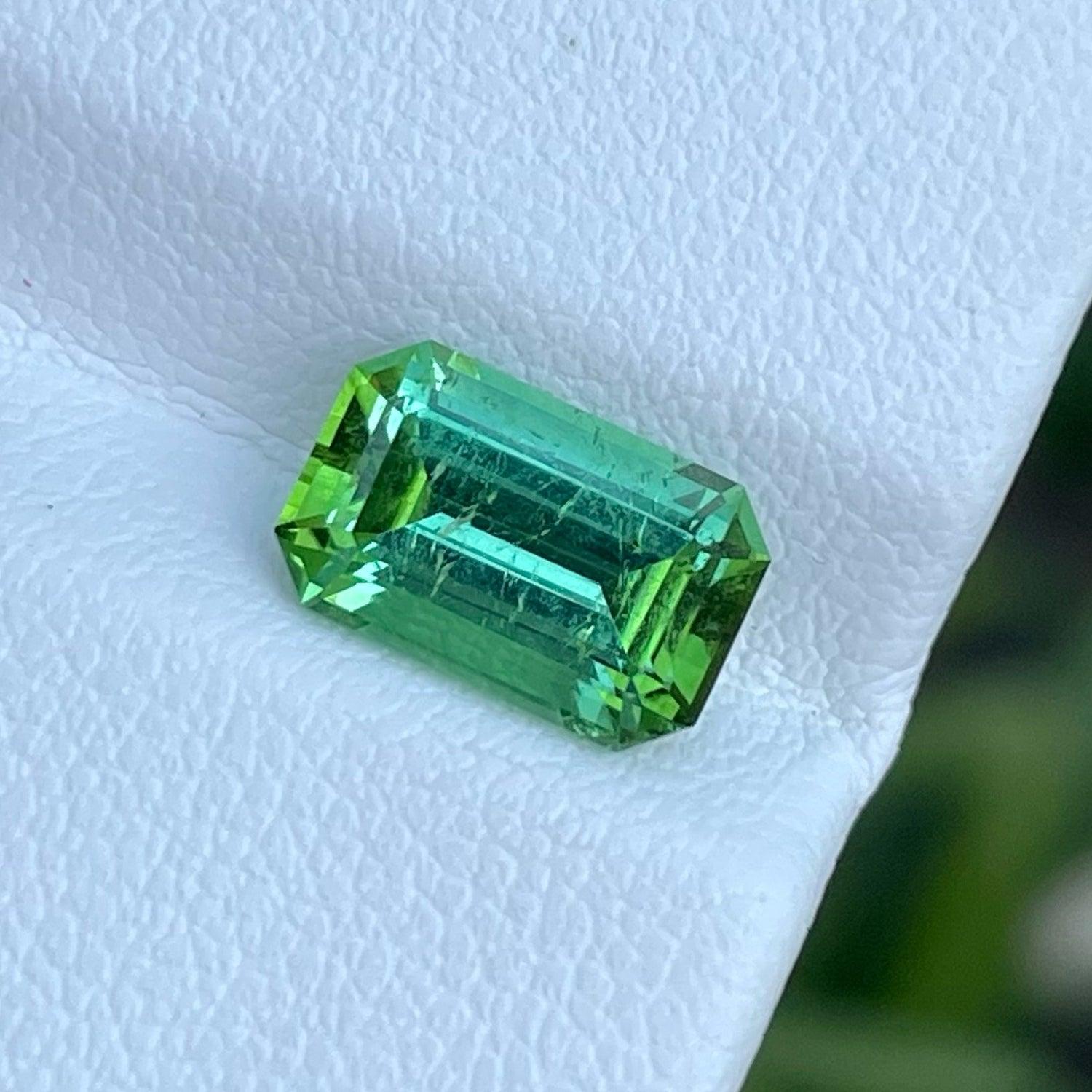 Emerald Cut Beautiful Natural Mint Green Tourmaline 2.45 Carats Tourmaline Jewellery For Sale