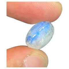 Magnifique bijou en pierre de lune naturelle de 5,95 carats 