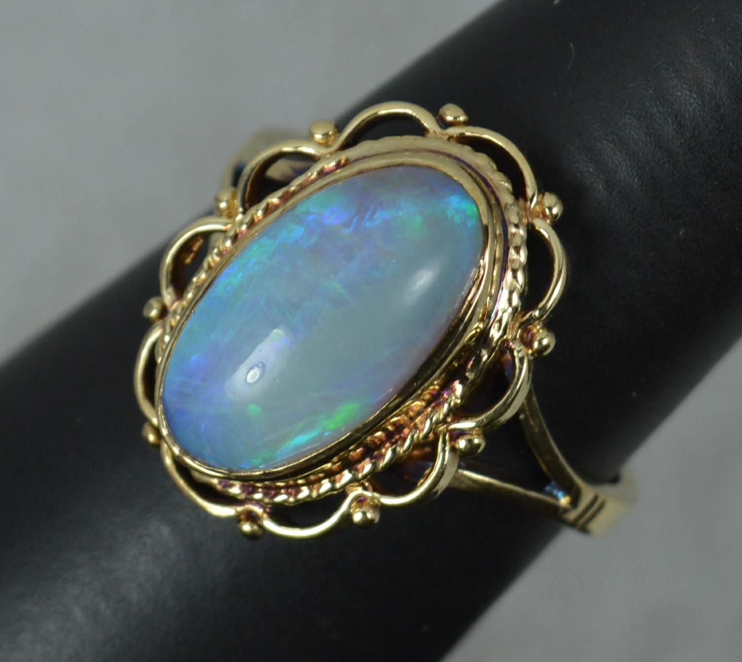 Beautiful Natural Opal and 9ct Gold Ladies Solitaire Ring In Good Condition In St Helens, GB