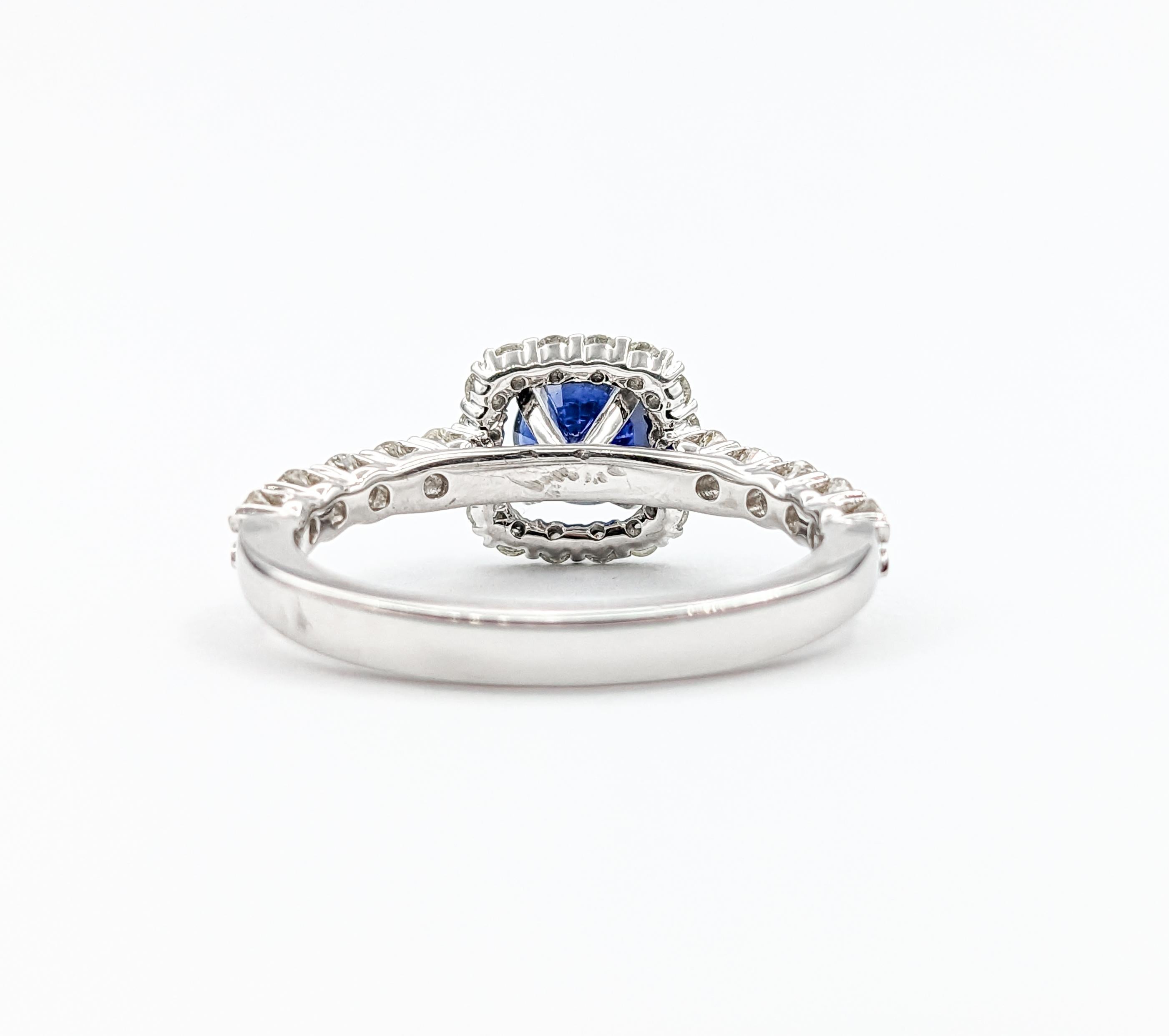 Beautiful Natural Sapphire & Diamond Engagement Ring For Sale 2