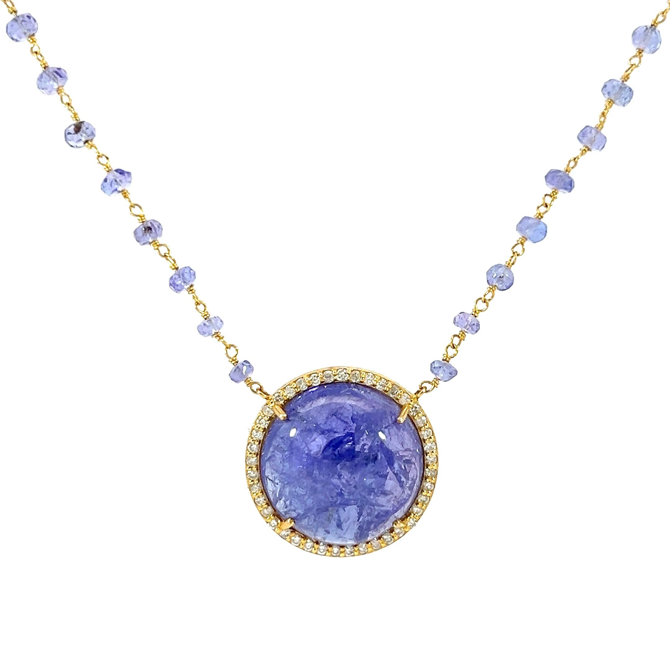 Beautiful natural tanzanite necklace with diamonds In New Condition For Sale In New York, NY