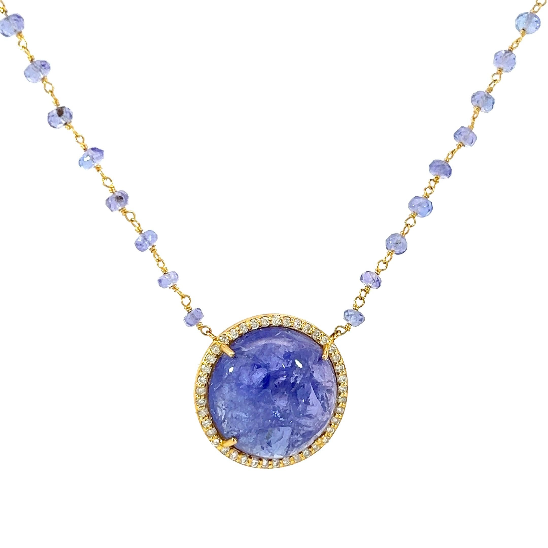 Women's Beautiful natural tanzanite necklace with diamonds For Sale