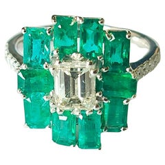Beautiful Natural Zambian Emerald 2.63 Carat & Diamonds Engagement Ring