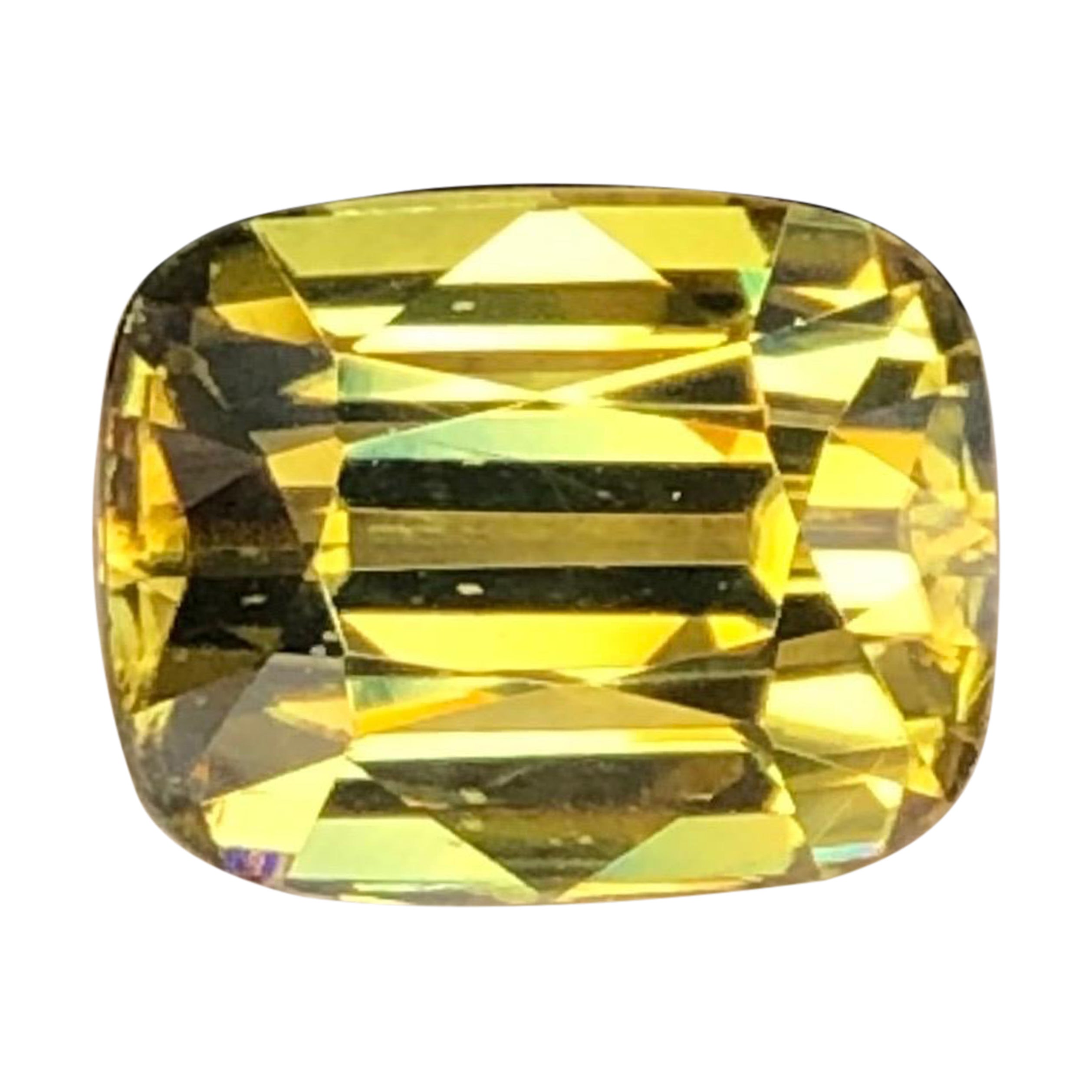 Bellissimo zircone naturale 5,82ct Step Cushion vvs Giallo Oro in vendita