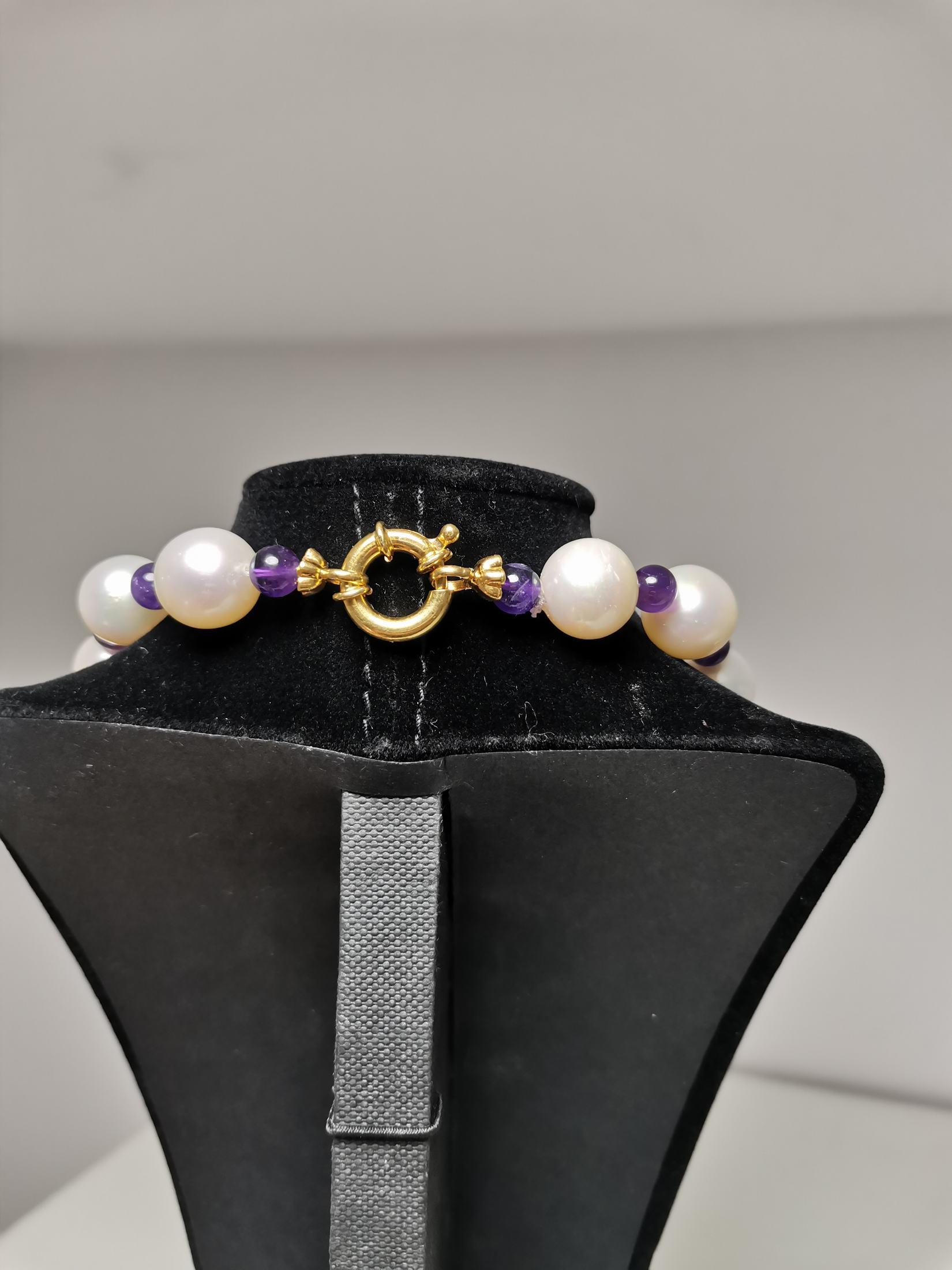 Beautiful Necklace of Cultured Pearls, Extra Quality 'Akoya Japan' and Amethysts 3