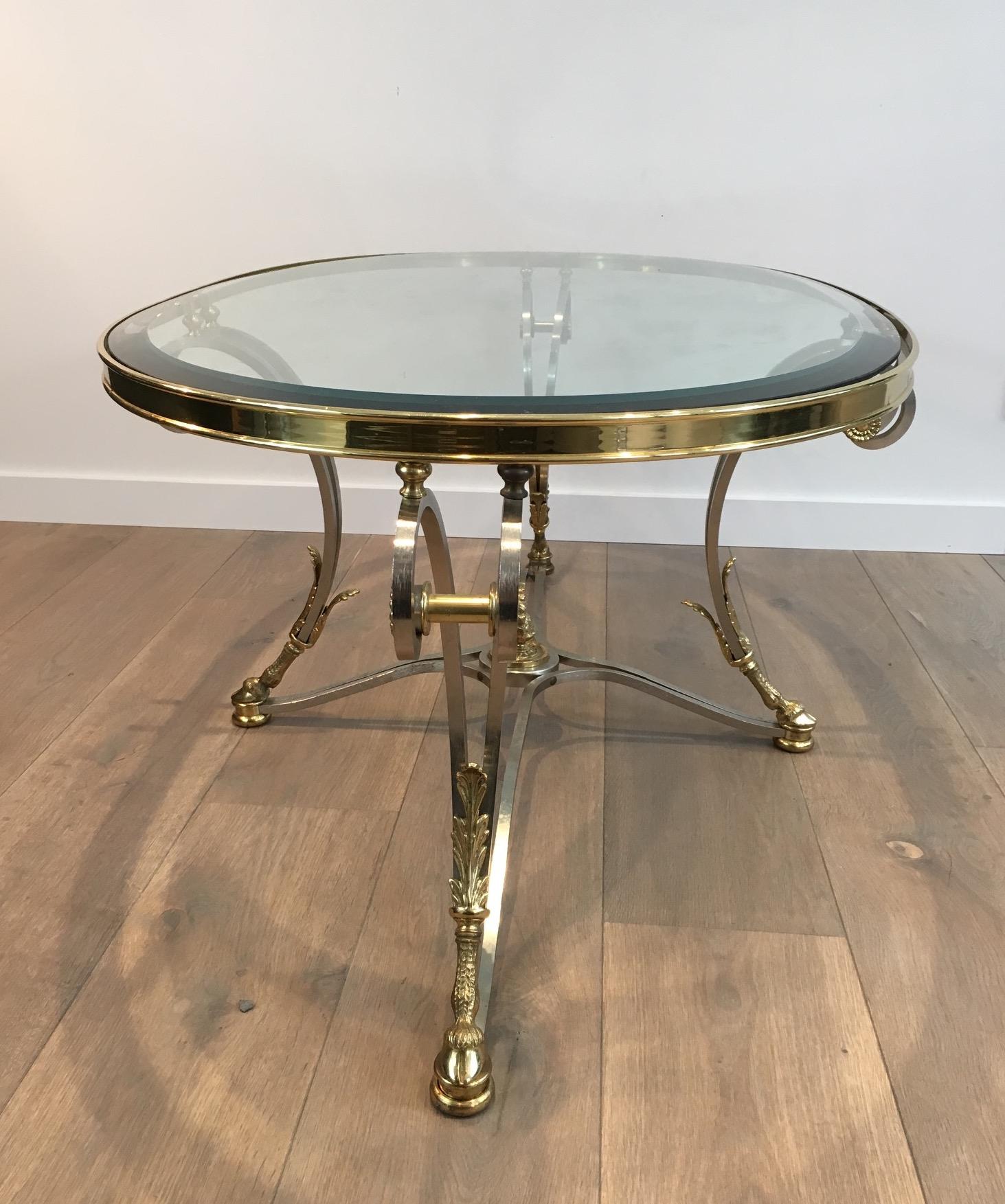Beautiful Neoclassical Style Oval Brushed Steel & Brass Coffee Table. Circa 1970 For Sale 10