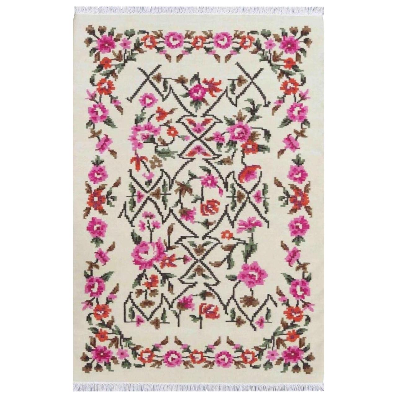 Beautiful New Floral Design Bessarabian Style Flat Kilim Rug, 6ft 6in x 9ft 10in For Sale
