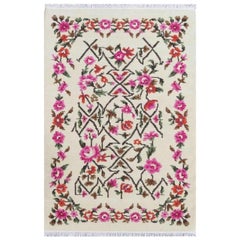Magnifique tapis Kilim plat de style Bessarabian à motifs floraux neufs, 6 pieds 6 po. x 9 pieds 10 po.