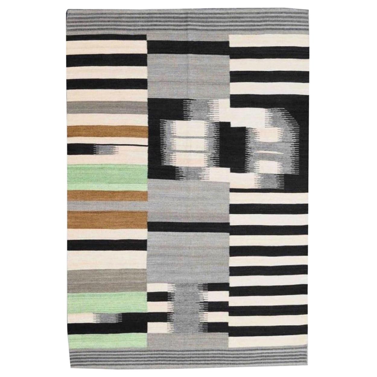 Magnifique tapis Kilim tissé à la main au design moderne et nouveau