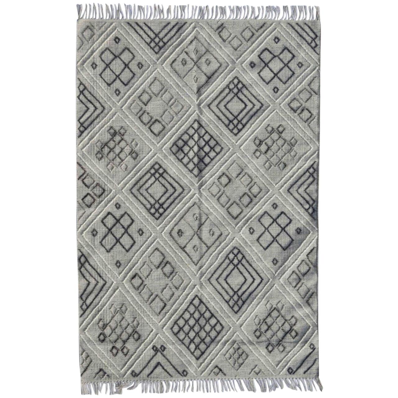 Beautiful New Tribal Moroccan Design Handwoven Kilim Rug For Sale