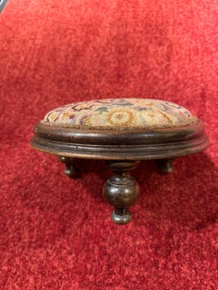 Beautiful old kneestool footstool with embroidery Biedermeier around 1820