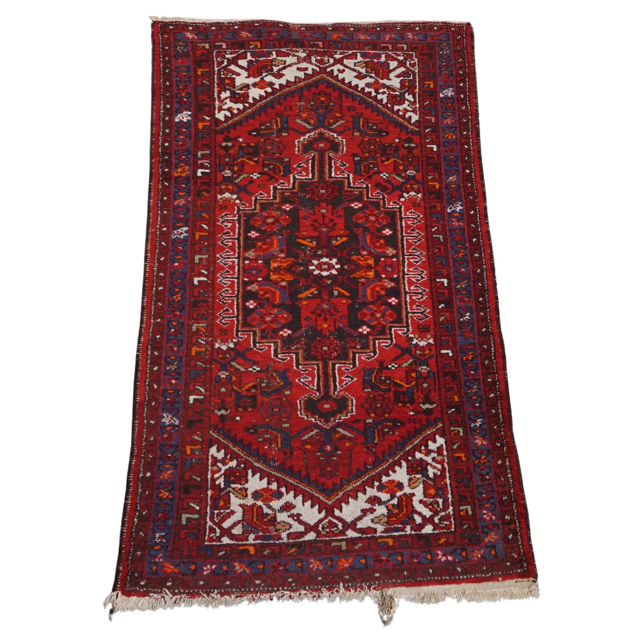 Beautiful old oriental rug with a wonderful vintage look, great colors 190x100cm