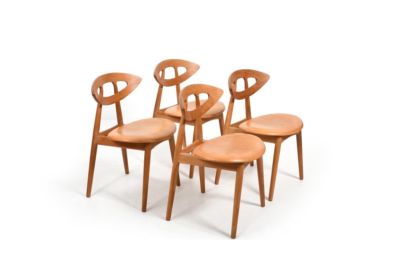 Beautiful old Set of Eye Chairs by Ejvind A. Johansson For Sale 3