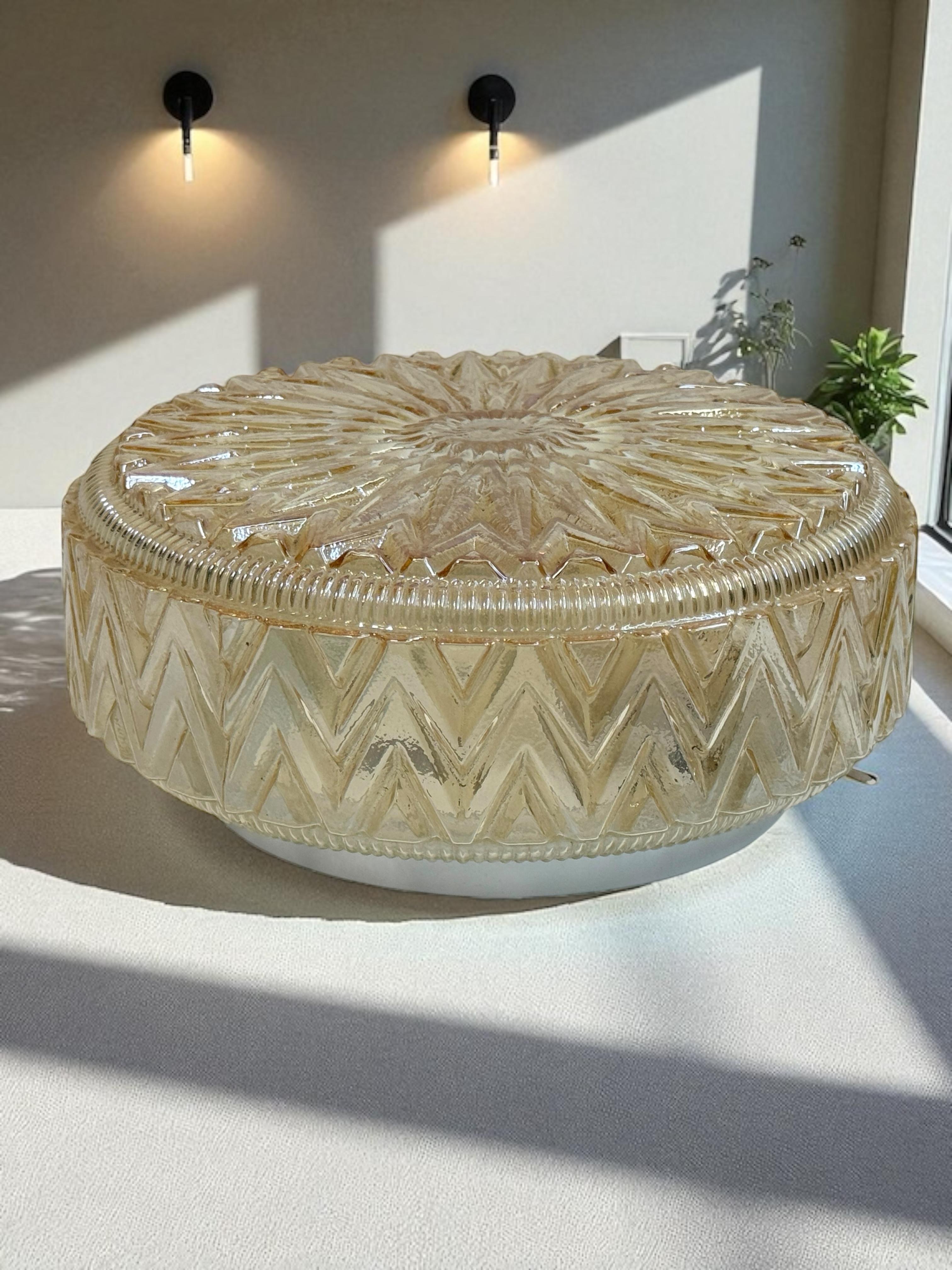 Beautiful one Light Starburst Pattern Flush Mount by Austrian Company, 1960s 9