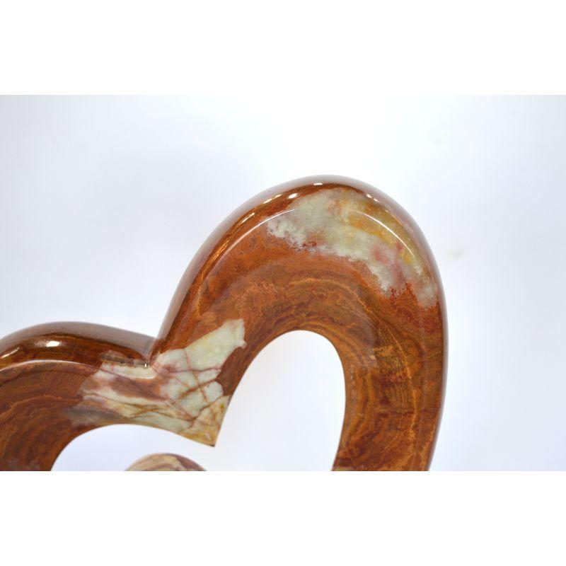 Schöne Onyx Herz-Skulptur (Organische Moderne) im Angebot