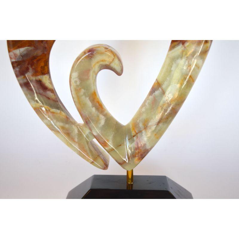 Beautiful Onyx Heart Sculpture In Good Condition For Sale In Los Angeles, CA