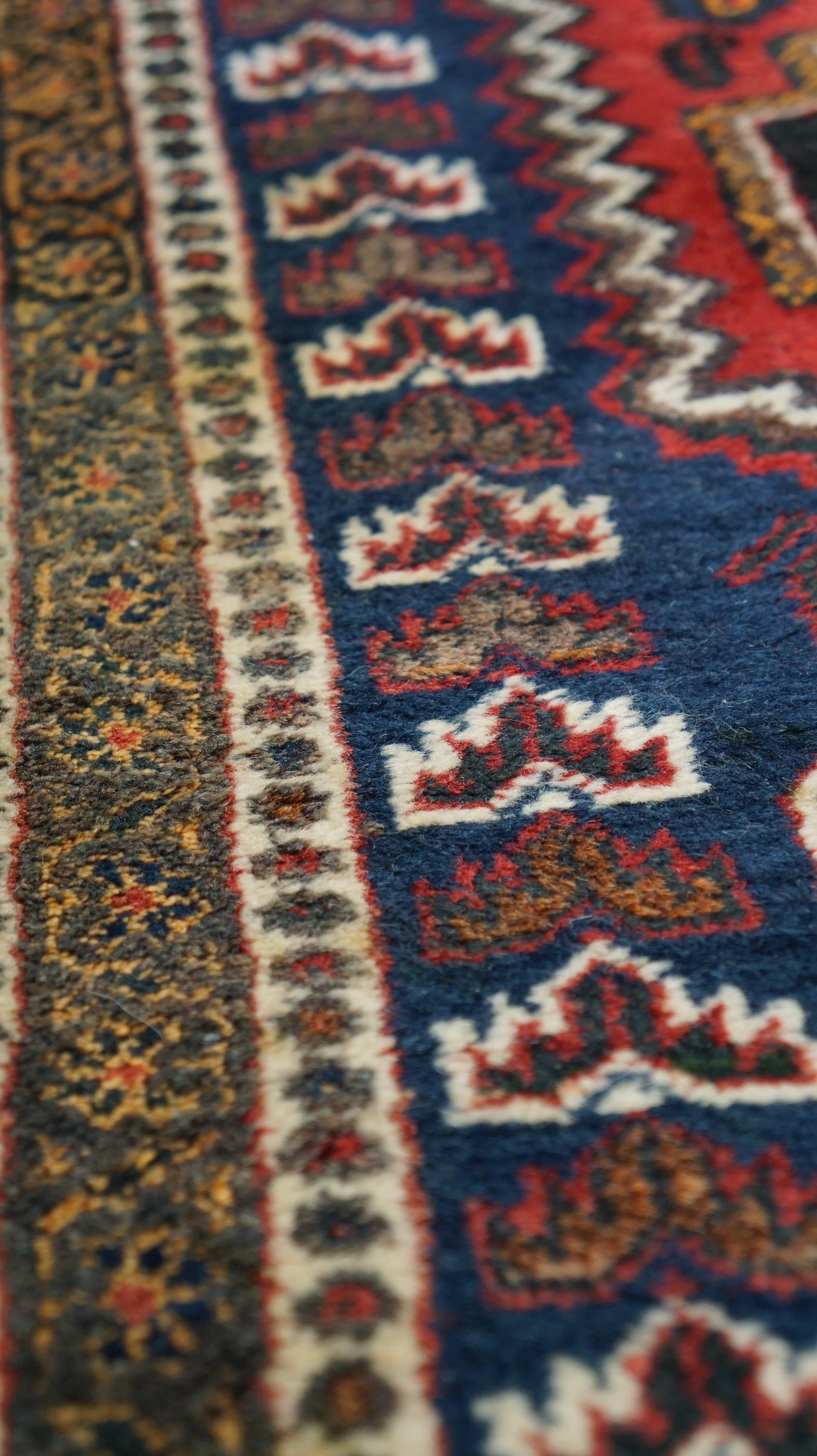20th Century Beautiful oriental rug with beautiful colors and interesting patterns 110x75cm For Sale
