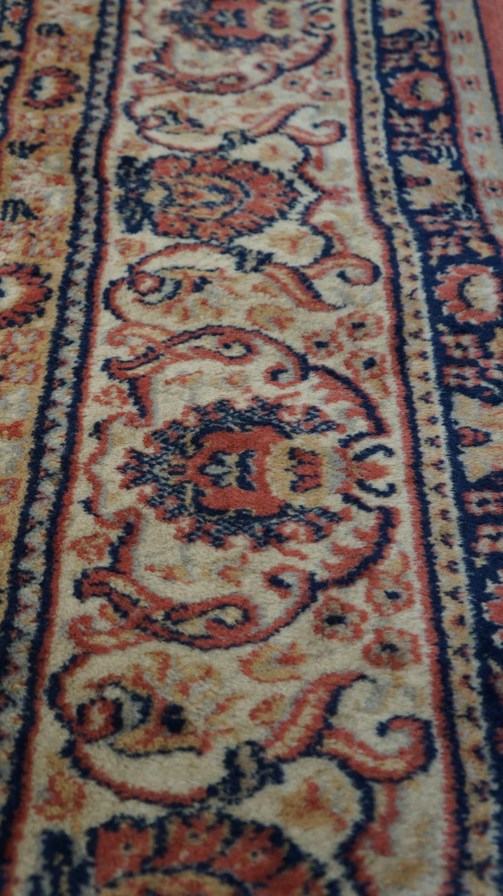 Preciosa alfombra oriental de color crema, azul, rojo y rosa, 246x172cm Algodón en venta