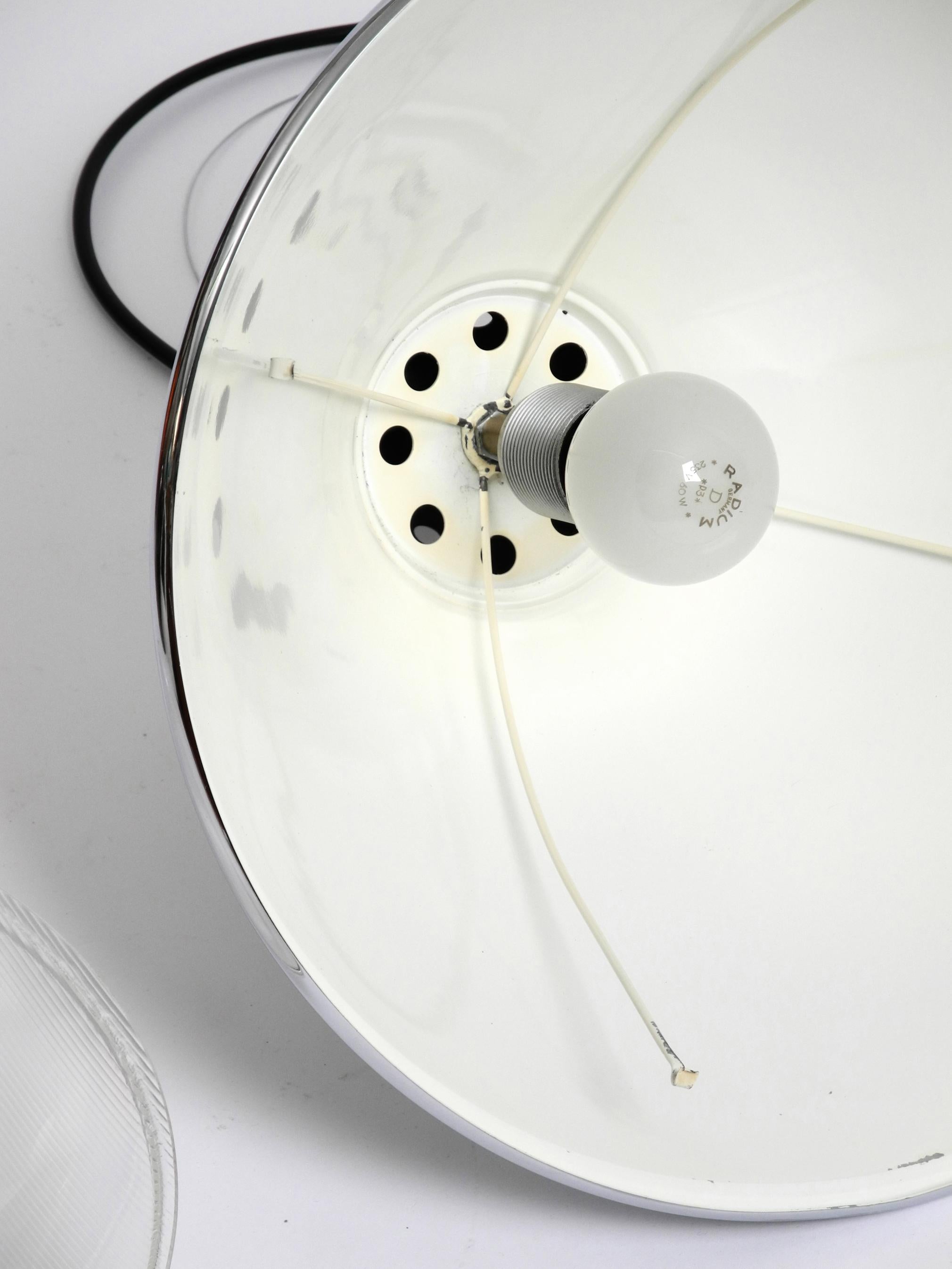 Magnifique grande lampe suspendue originale des années 1960 « Headlight » d'Ingo Maurer  en vente 4