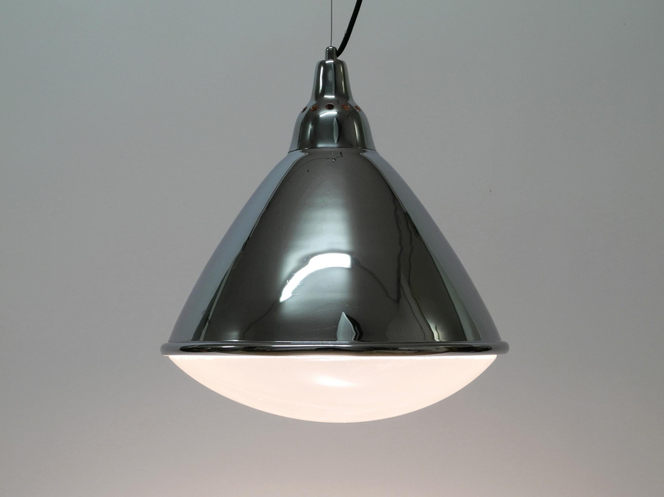 Beautiful original 1960s large pendant lamp 