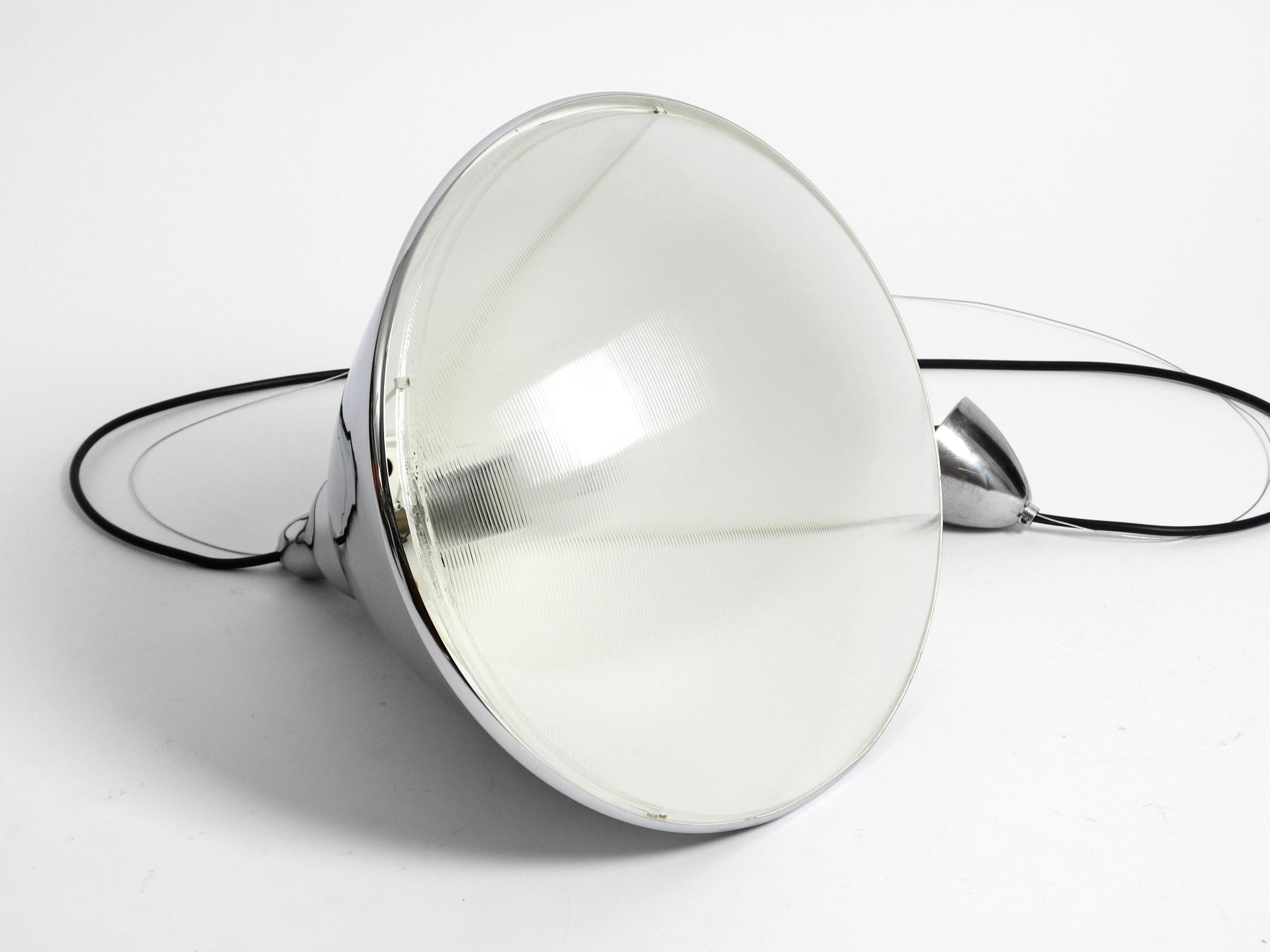 Magnifique grande lampe suspendue originale des années 1960 « Headlight » d'Ingo Maurer  en vente 2