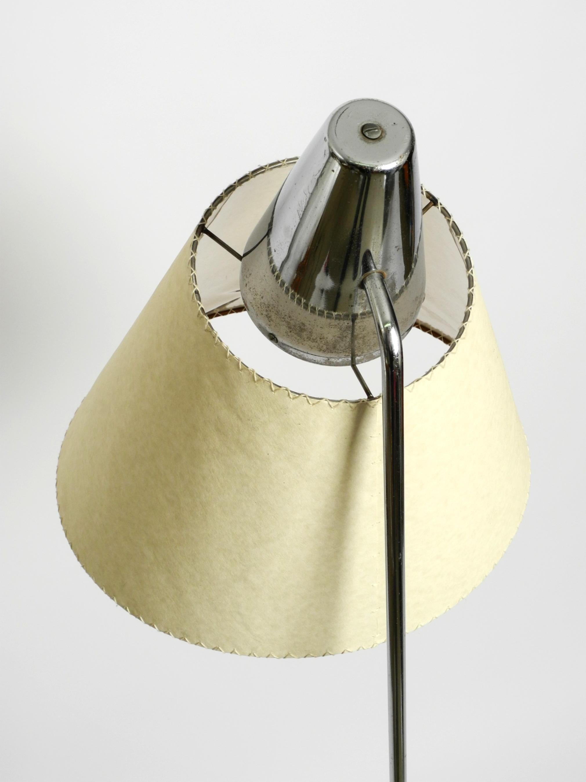 Schöne original 1960er Metall-Chrom-Stehlampe von Josef Hurka für Napako Czech im Angebot 1