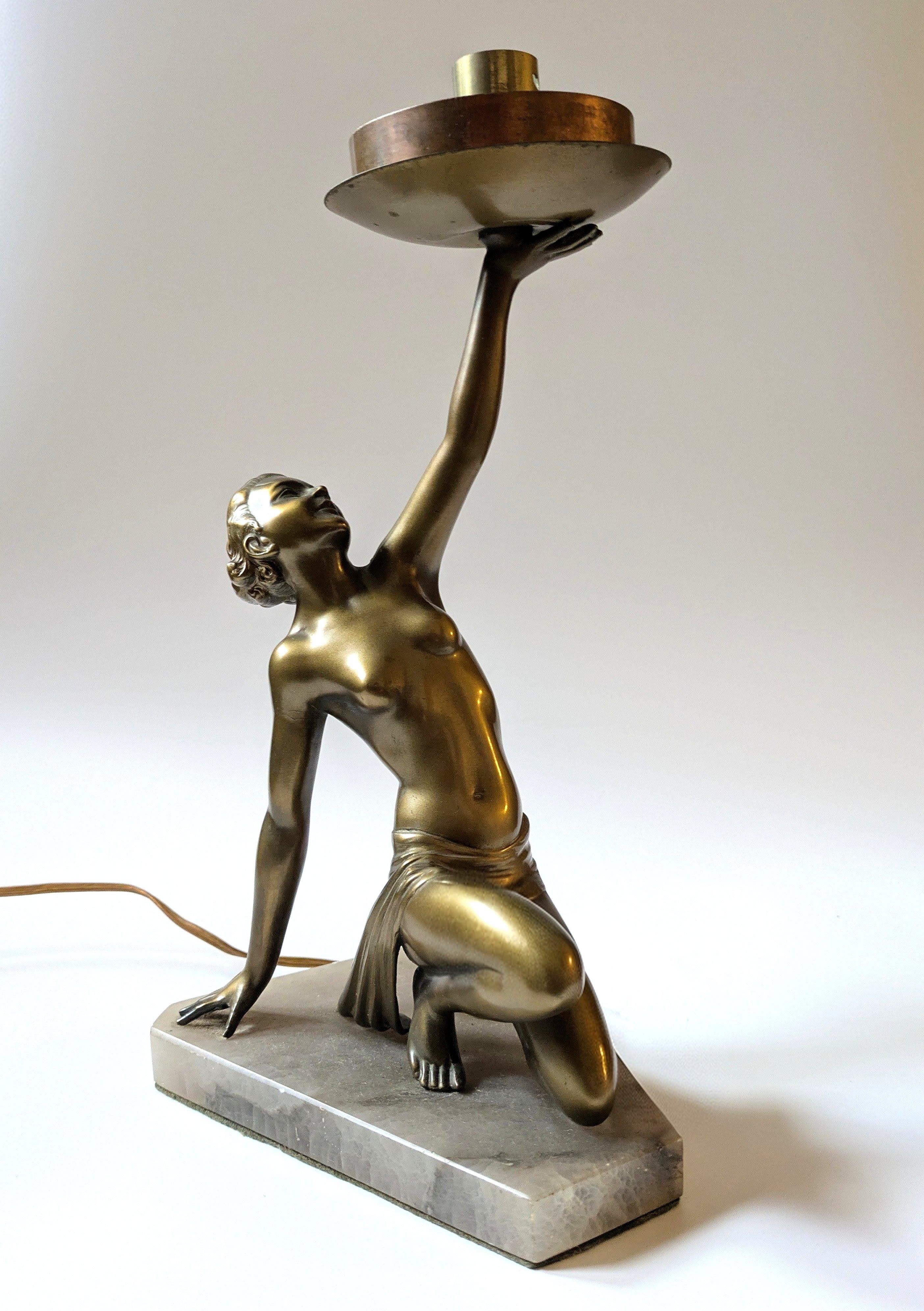 Preciosa Lámpara Original Art Decó Dama Desnuda, Inglaterra, c1930 siglo XX