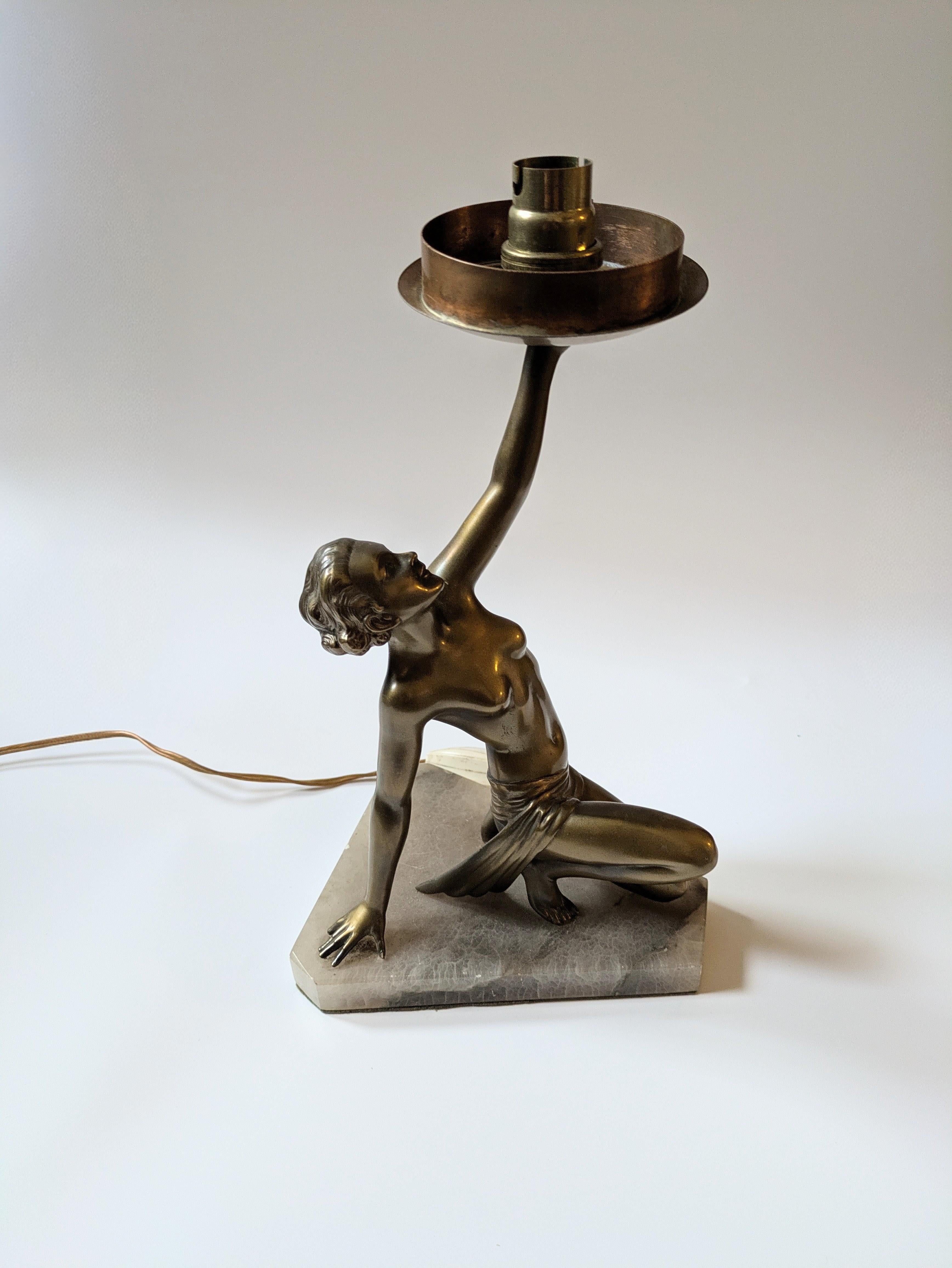 Preciosa Lámpara Original Art Decó Dama Desnuda, Inglaterra, c1930 Ónix