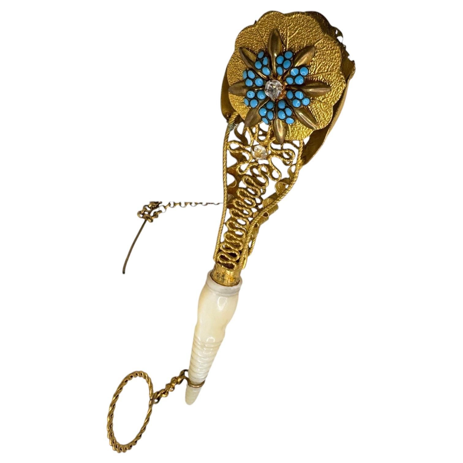 Metà XIX secolo Bellissimo portacandele in ormolu A.I.C. del 19° secolo con fiori e foglie in pietra preziosa del 1860 in vendita