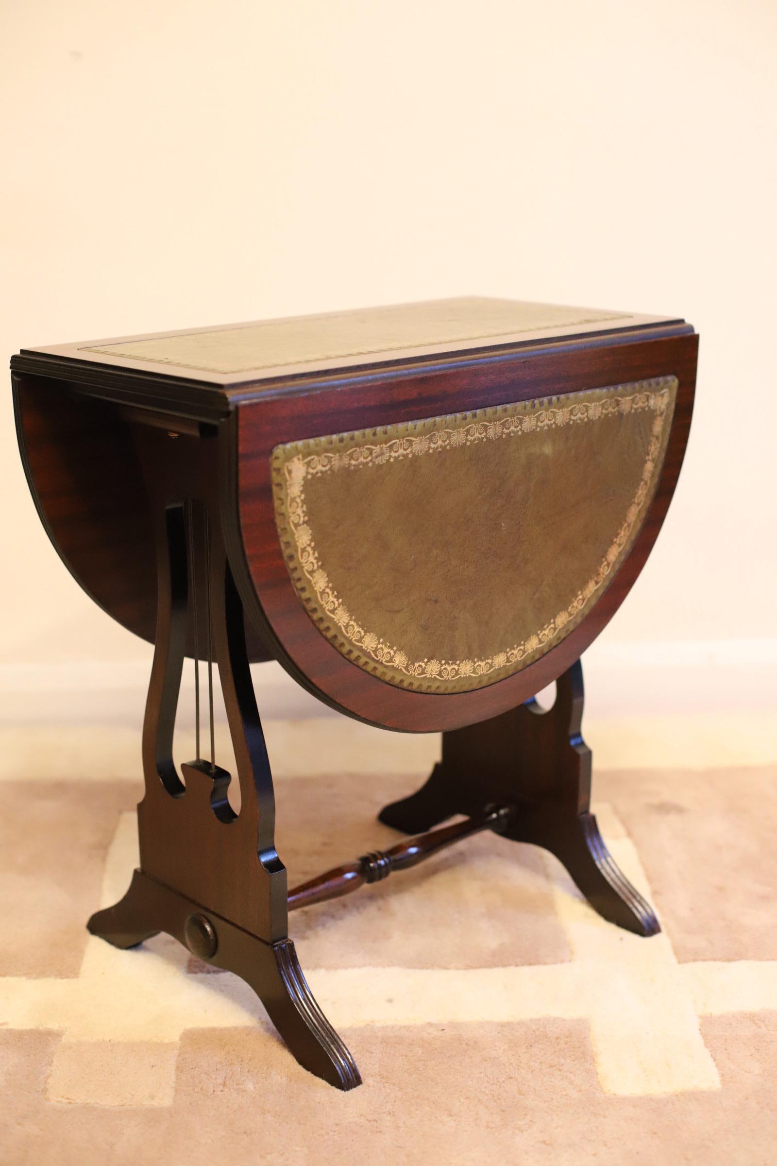Edwardian Beautiful Oval Folding Caffe Table With Leather Top For Sale