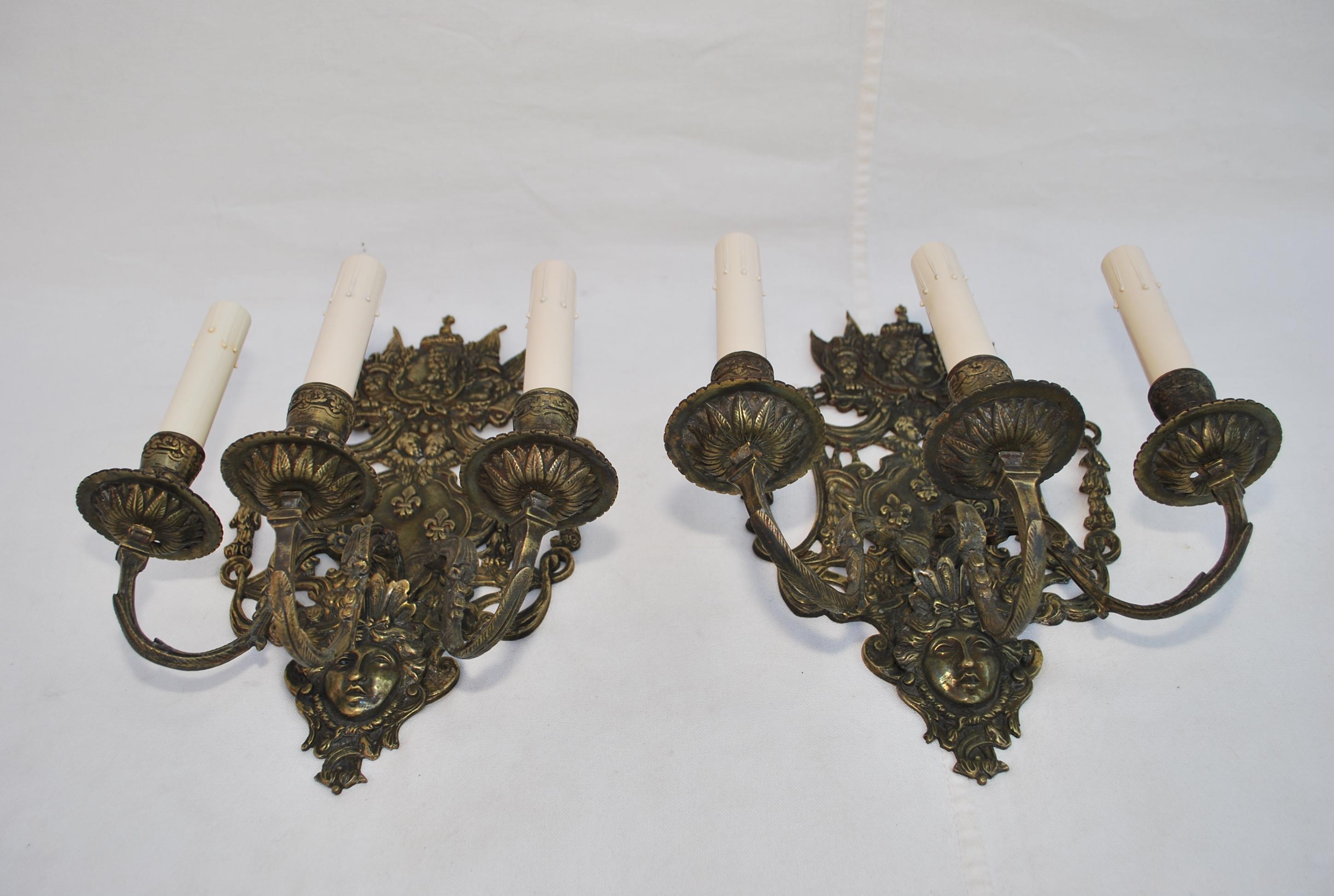 Bronze Beautiful Pair of 19 th Century French bronze sconces For Sale