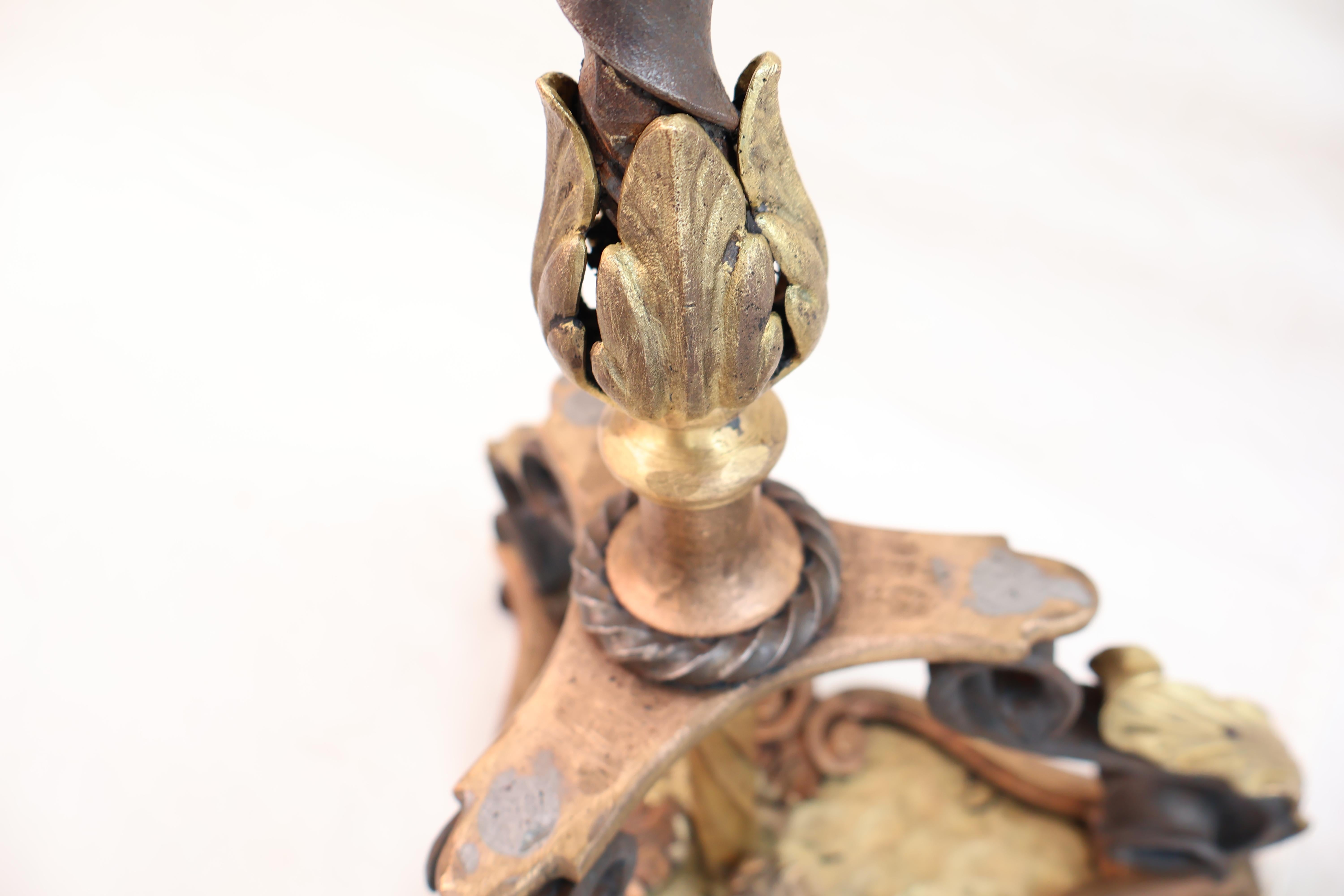 Preciosa pareja de antorchas de hierro/bronce/latón de los años 20 en venta 2