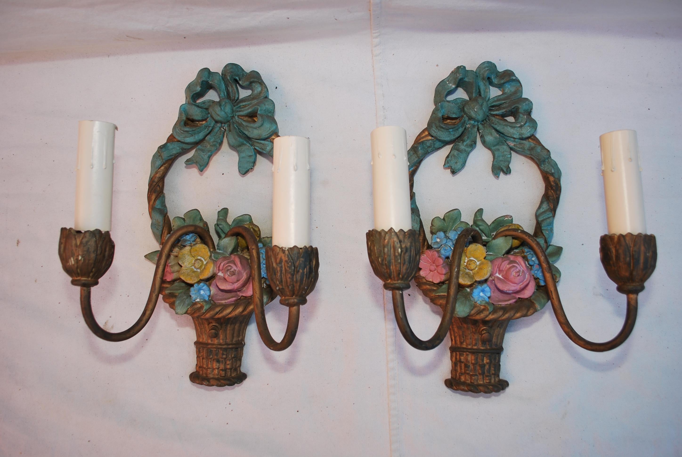 American Beautiful Pair of 1920s Plaster Sconces For Sale