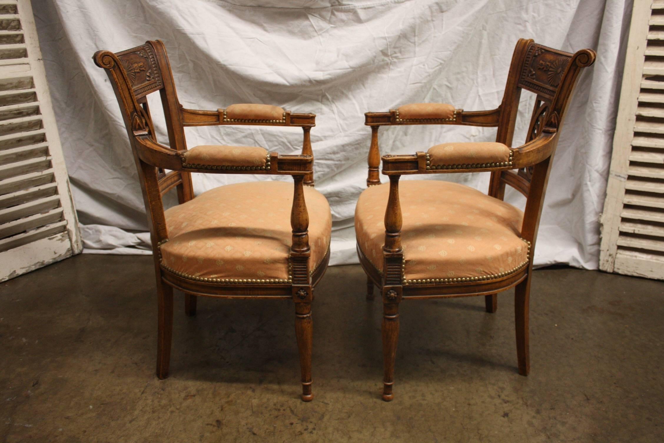 Walnut Beautiful Pair of 19th Century French Armchairs For Sale